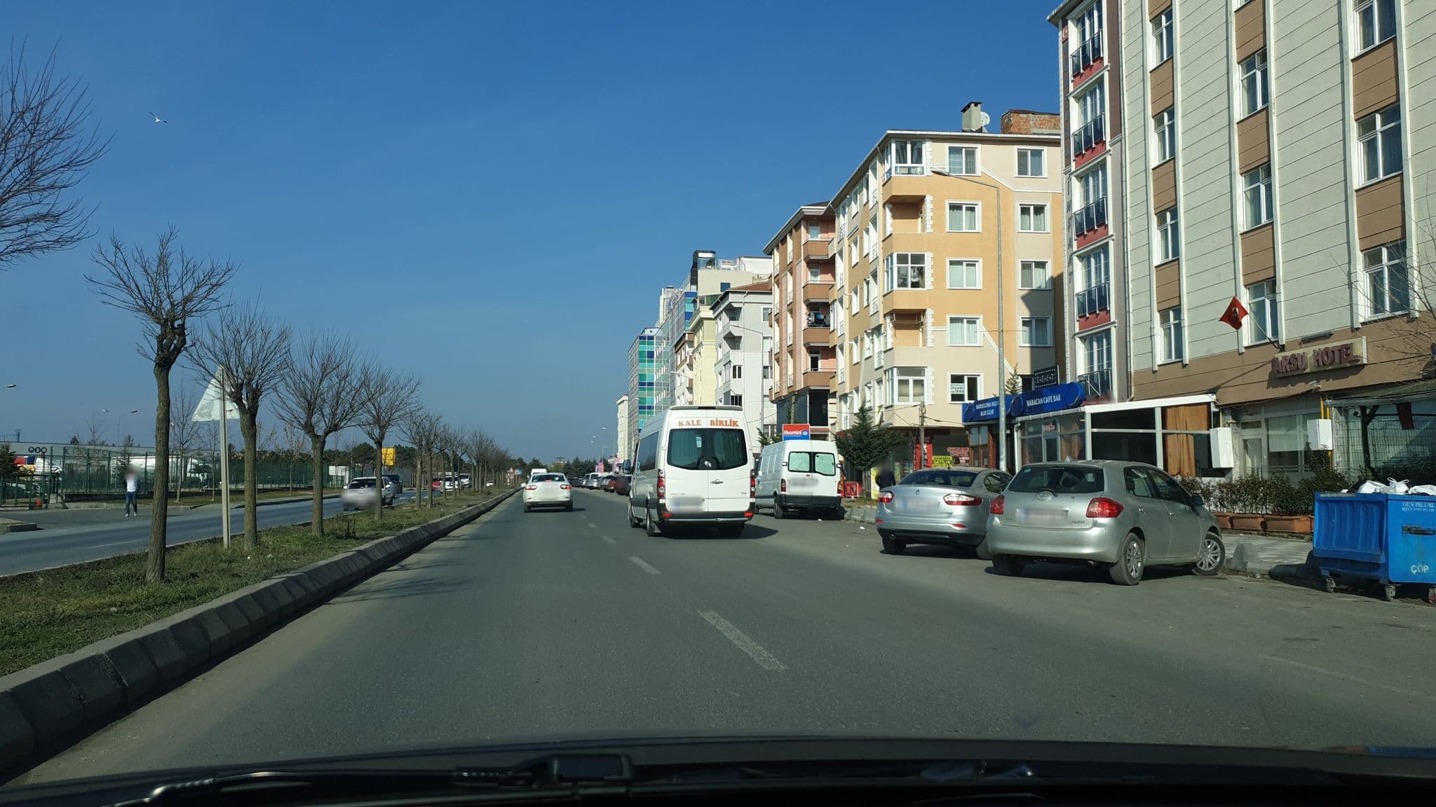 Street view near Arsu Hotel, Çerkezköy — © mcamlica (CC BY-SA · Mapillary)