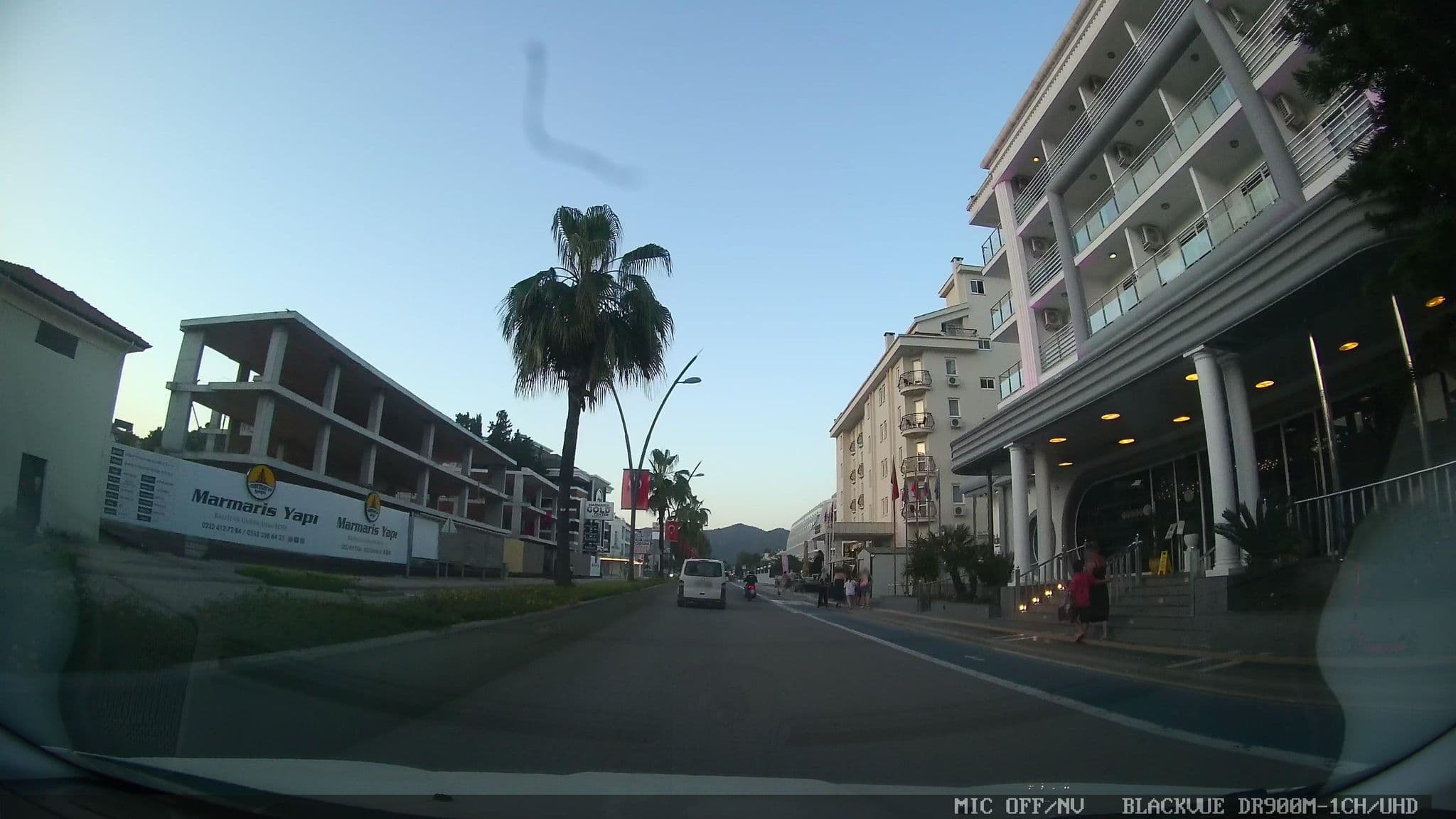 Street view near Serat deluxe hotel, Marmaris — © asturksever (CC BY-SA · Mapillary)