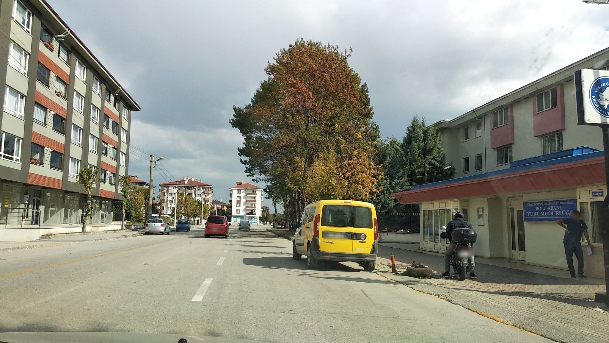 Street view near KYK Abant Öğrenci Yurdu, Bolu — © boracasli (CC BY-SA · Mapillary)