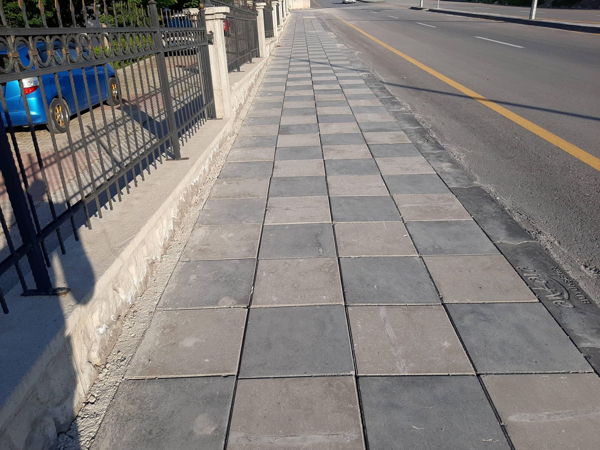 Street view near C2-87, Gölbaşı — © BeronTheColossus (CC BY-SA · Mapillary)