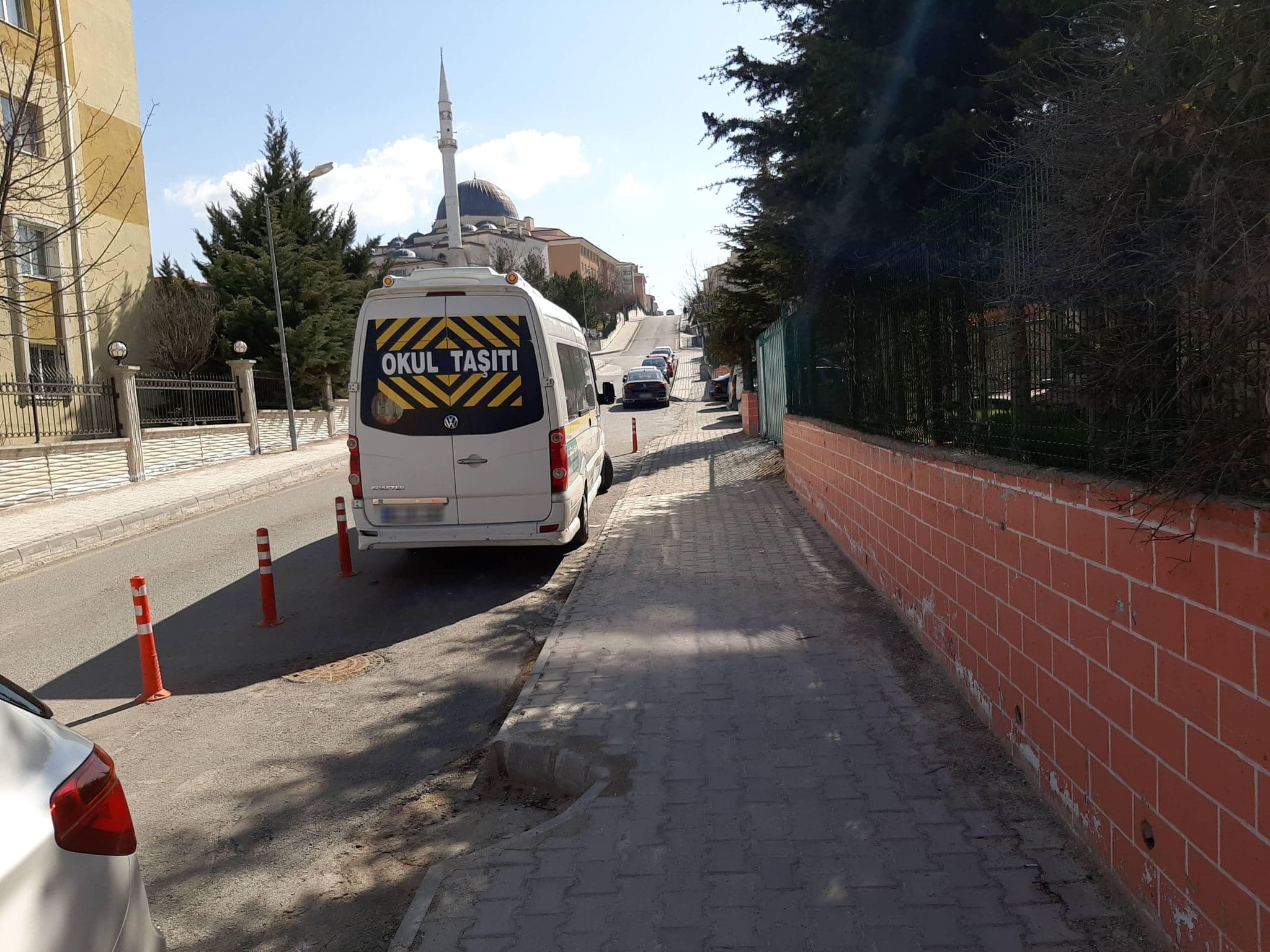Street view near C-2, Gölbaşı — © BeronTheColossus (CC BY-SA · Mapillary)