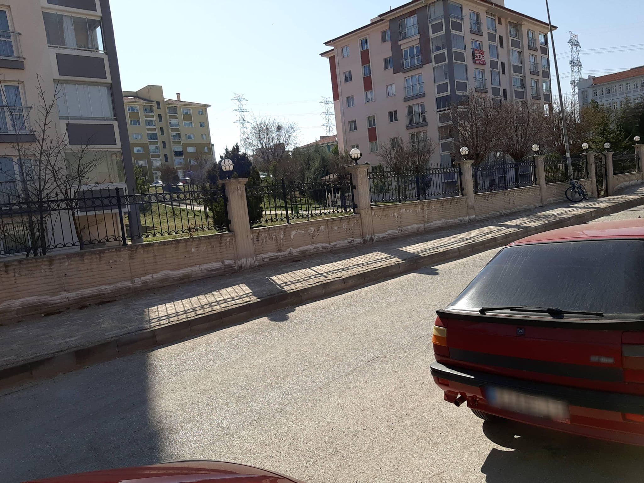 Street view near C2-1, Gölbaşı — © BeronTheColossus (CC BY-SA · Mapillary)