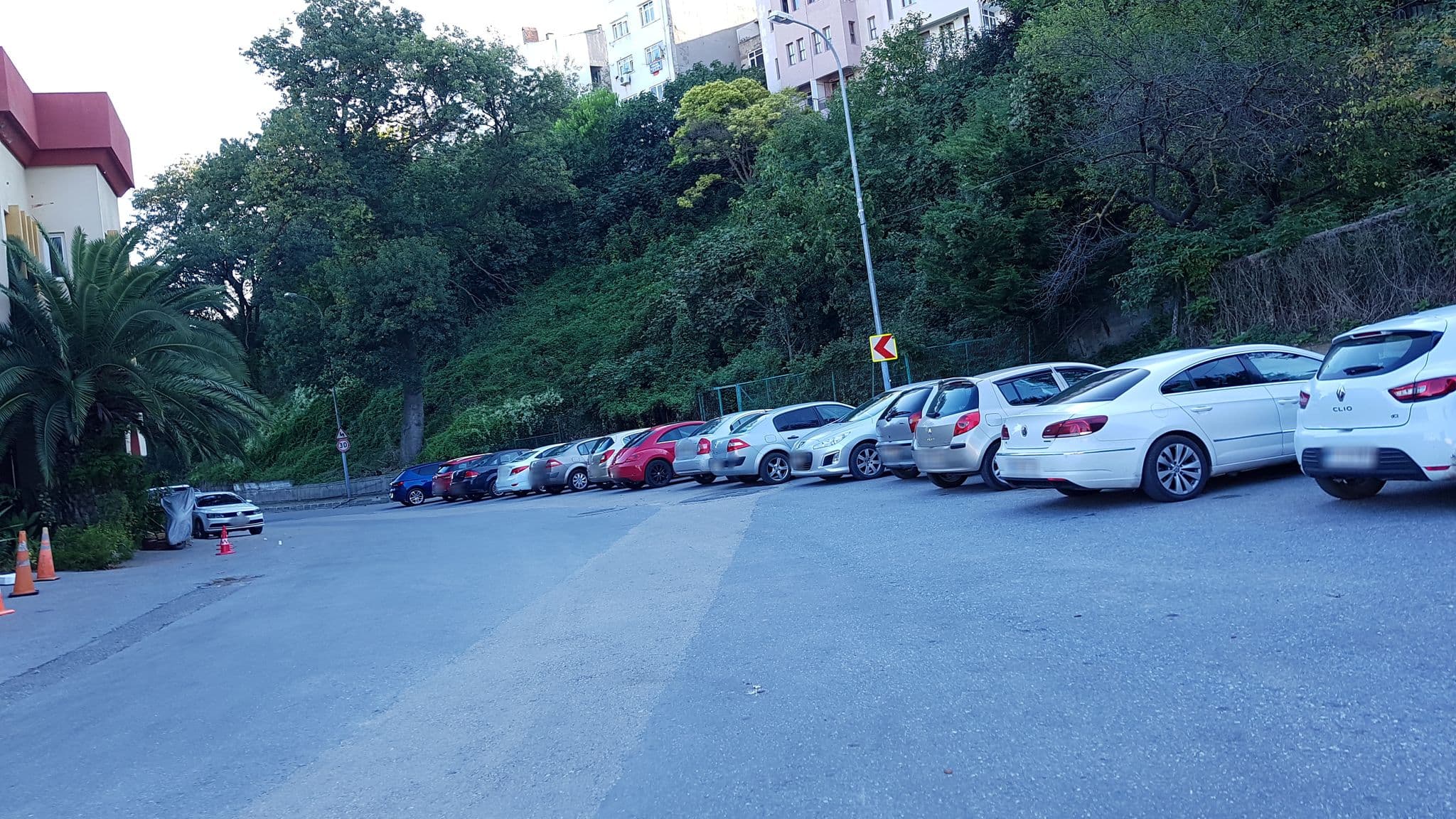 Street view near Sile butik hotel, Şile — © galilu (CC BY-SA · Mapillary)