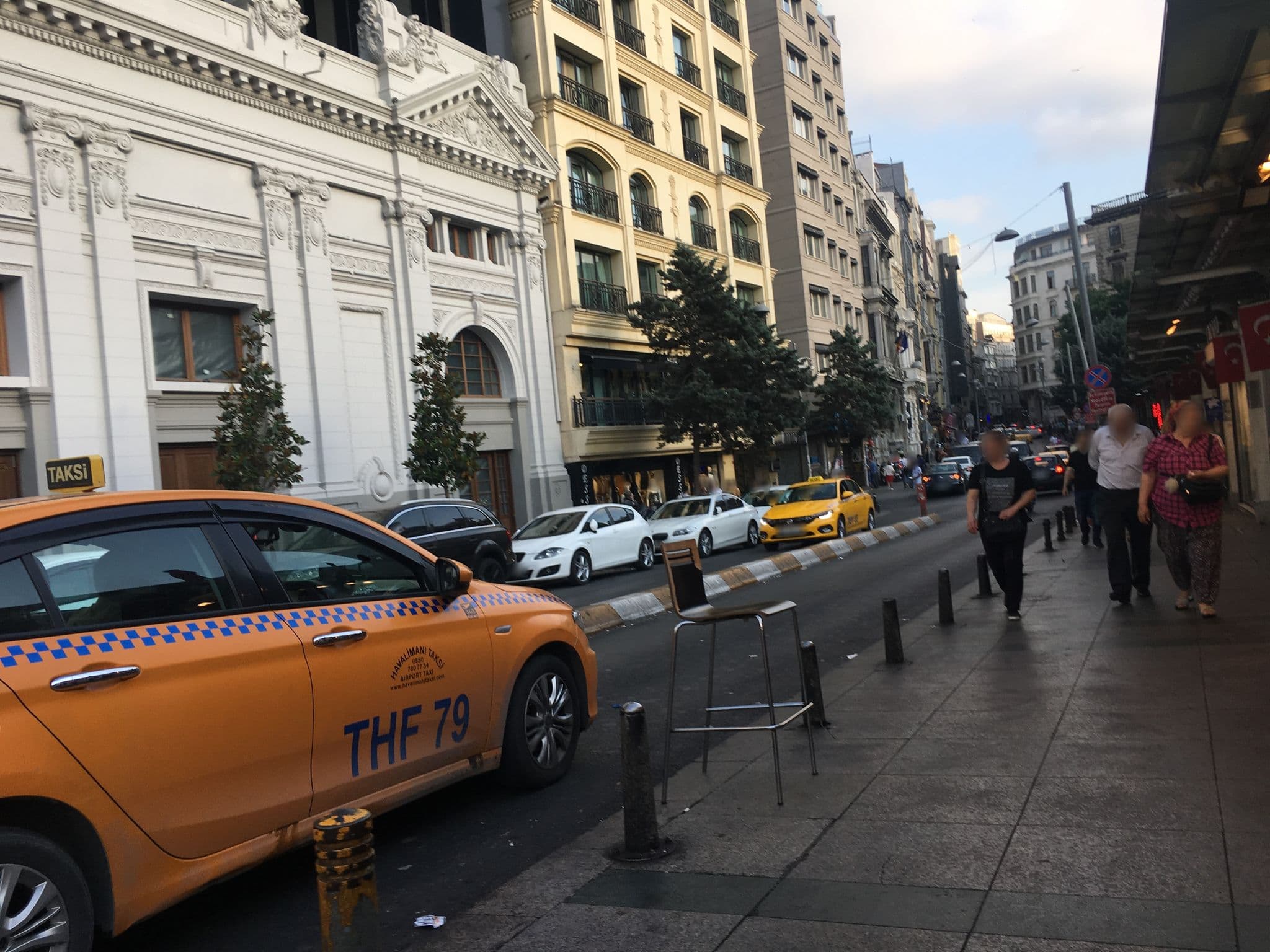 Street view near Impera International Hotel, Eminönü