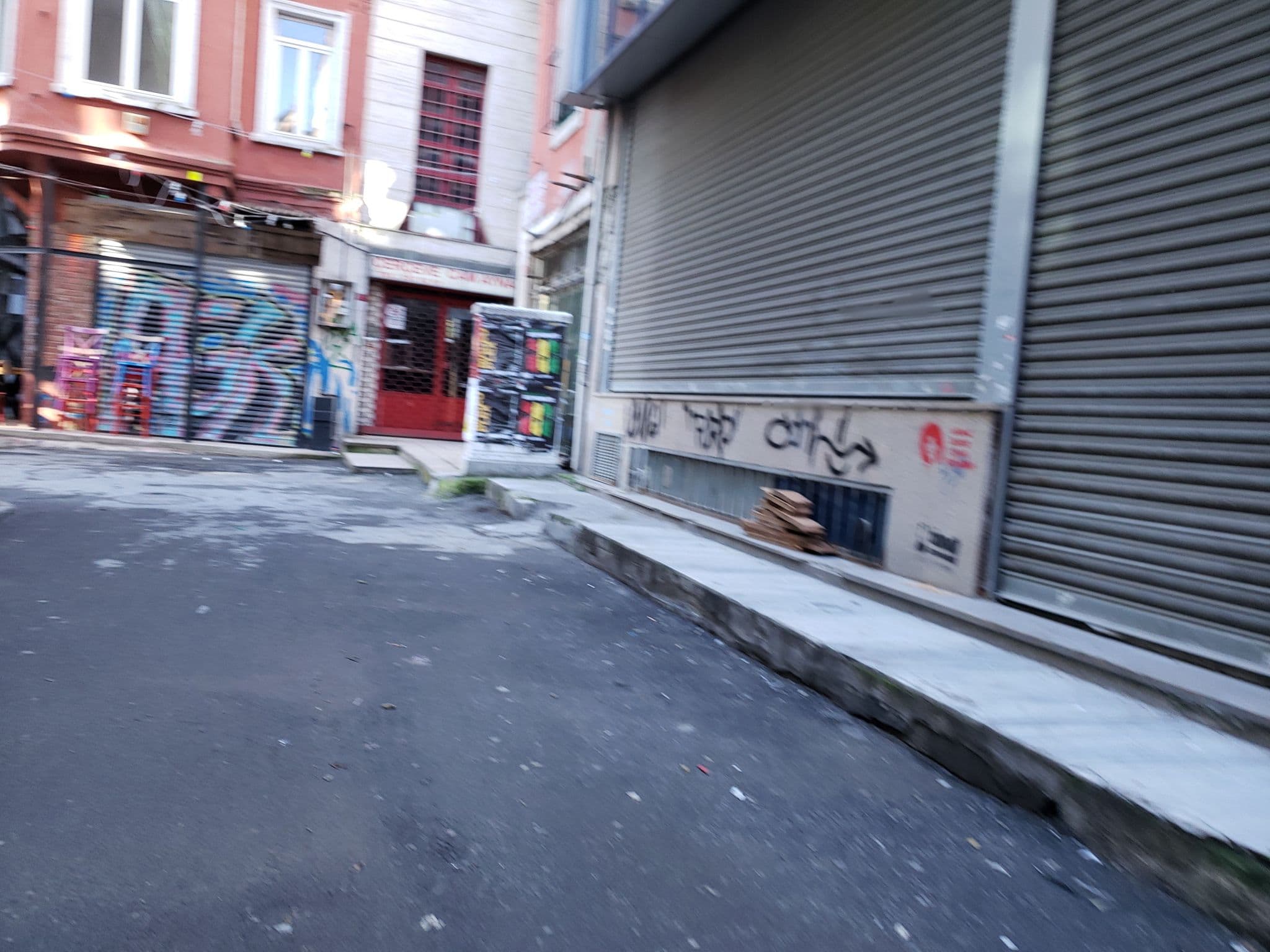 Street view near Triada Hotel Karaköy, Eminönü — © mapfool (CC BY-SA · Mapillary)