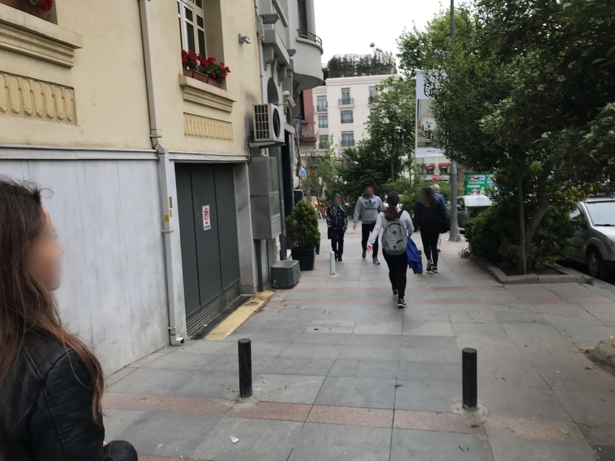 Street view near Juno Taksim Hotel, Eminönü