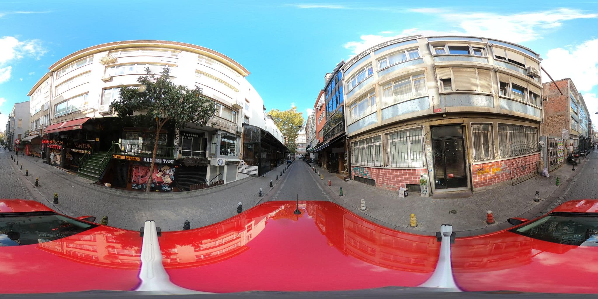 Street view near Elephant in the room, Salacak — © ademturkmen (CC BY-SA · Mapillary)