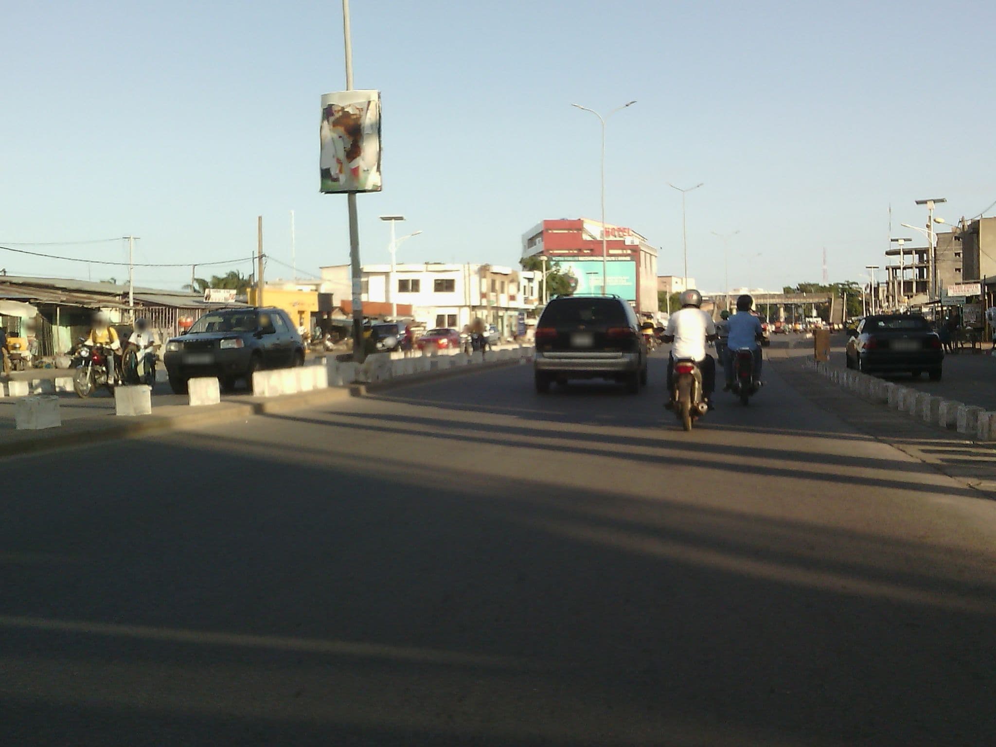 Street view near Hôtel Bénin Horizon, Cotonou — © saliousoft (CC BY-SA · Mapillary)