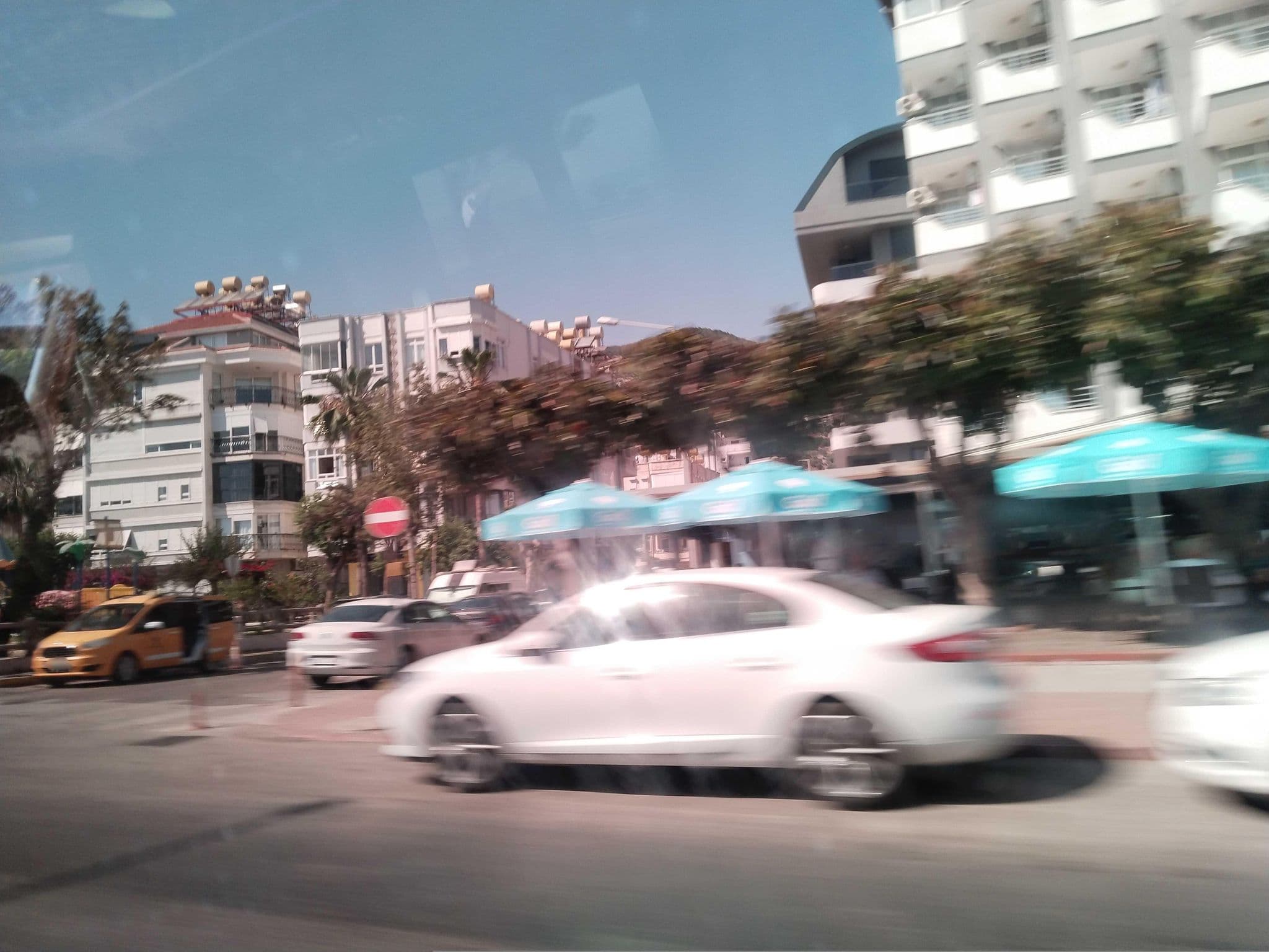 Street view near Alanya Öğretmenevi, Hacımehmetli — © Yurikson (CC BY-SA · Mapillary)