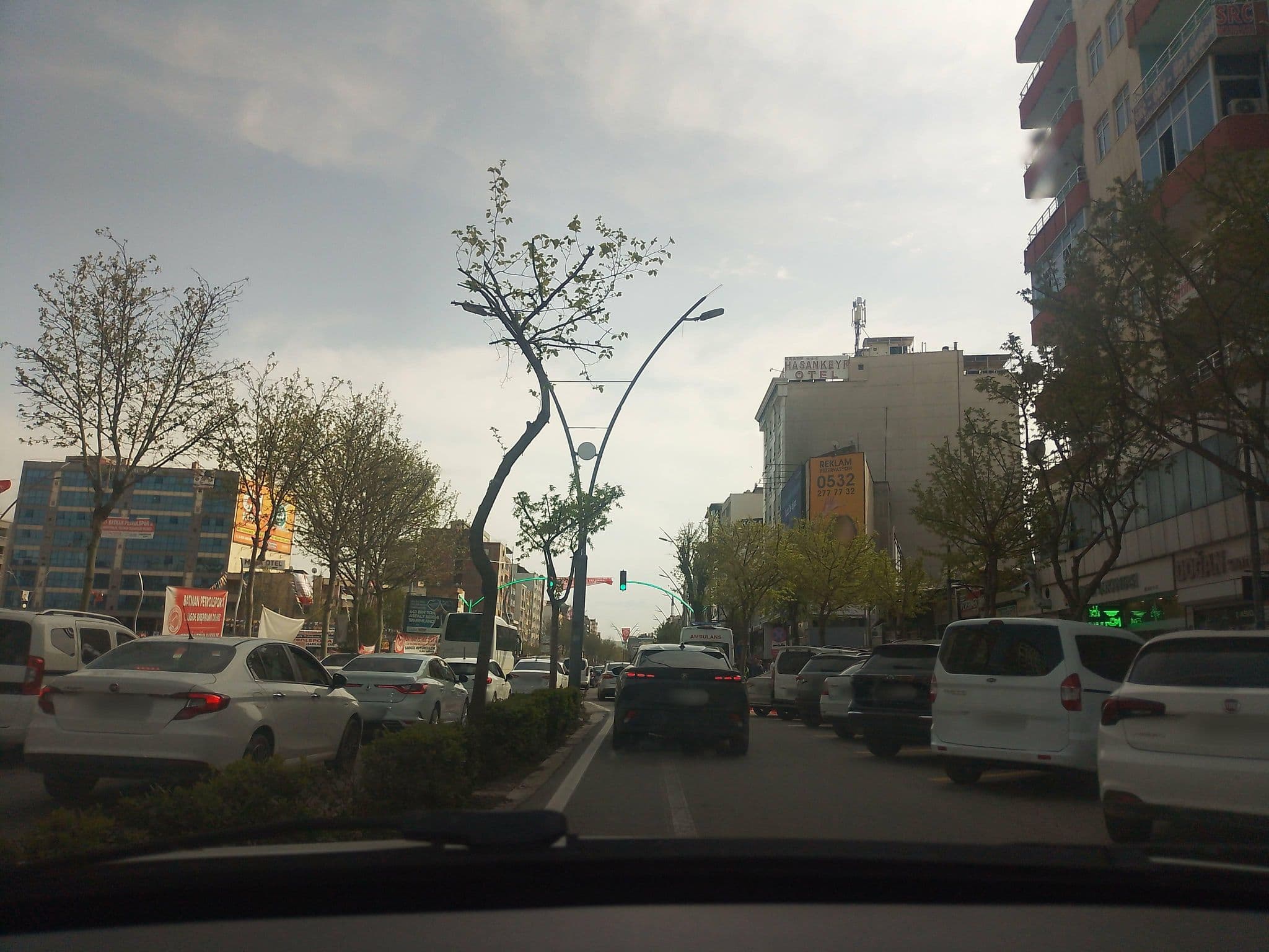 Street view near The Ancient Mesopotamia Hotel, Batman — © nesim (CC BY-SA · Mapillary)