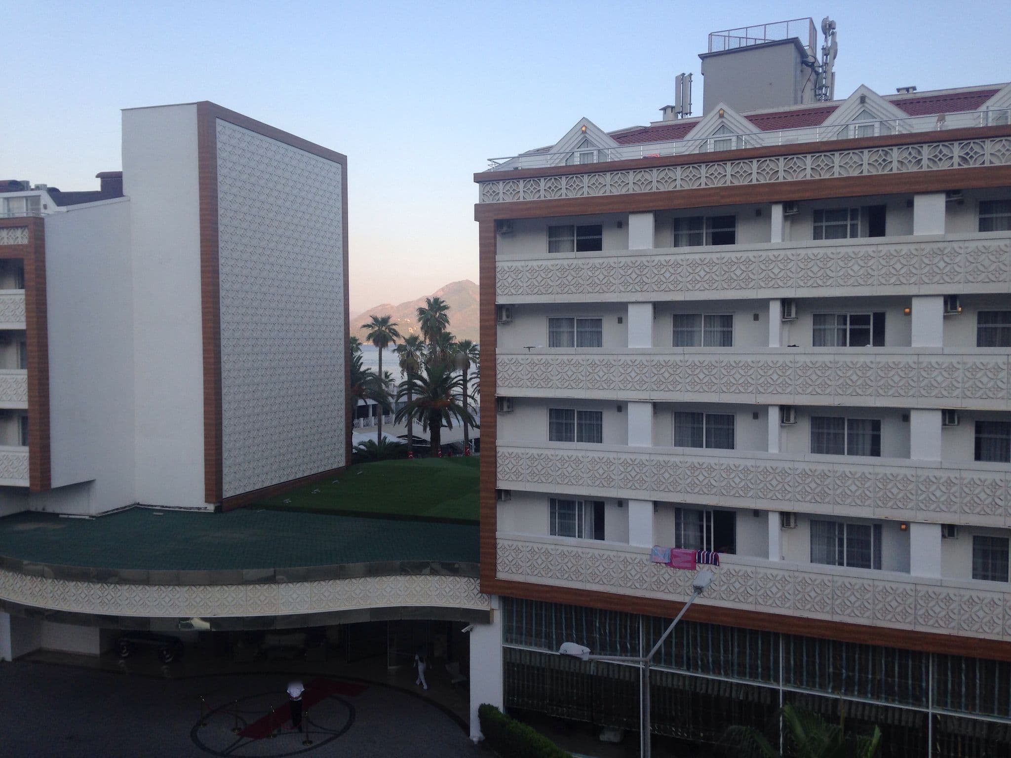 Street view near Prime Beach Hotel, Marmaris — © chtyllhu (CC BY-SA · Mapillary)