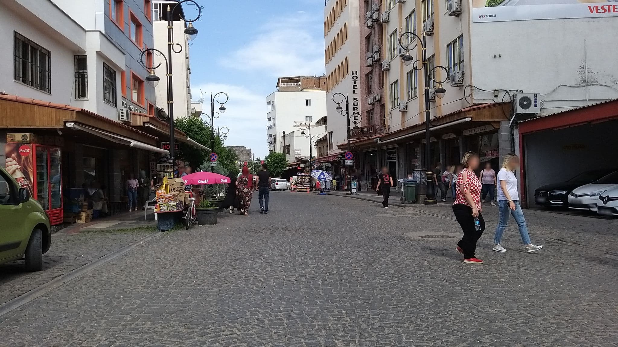 Street view near Kenan Otel, Diyarbakır — © nesim (CC BY-SA · Mapillary)
