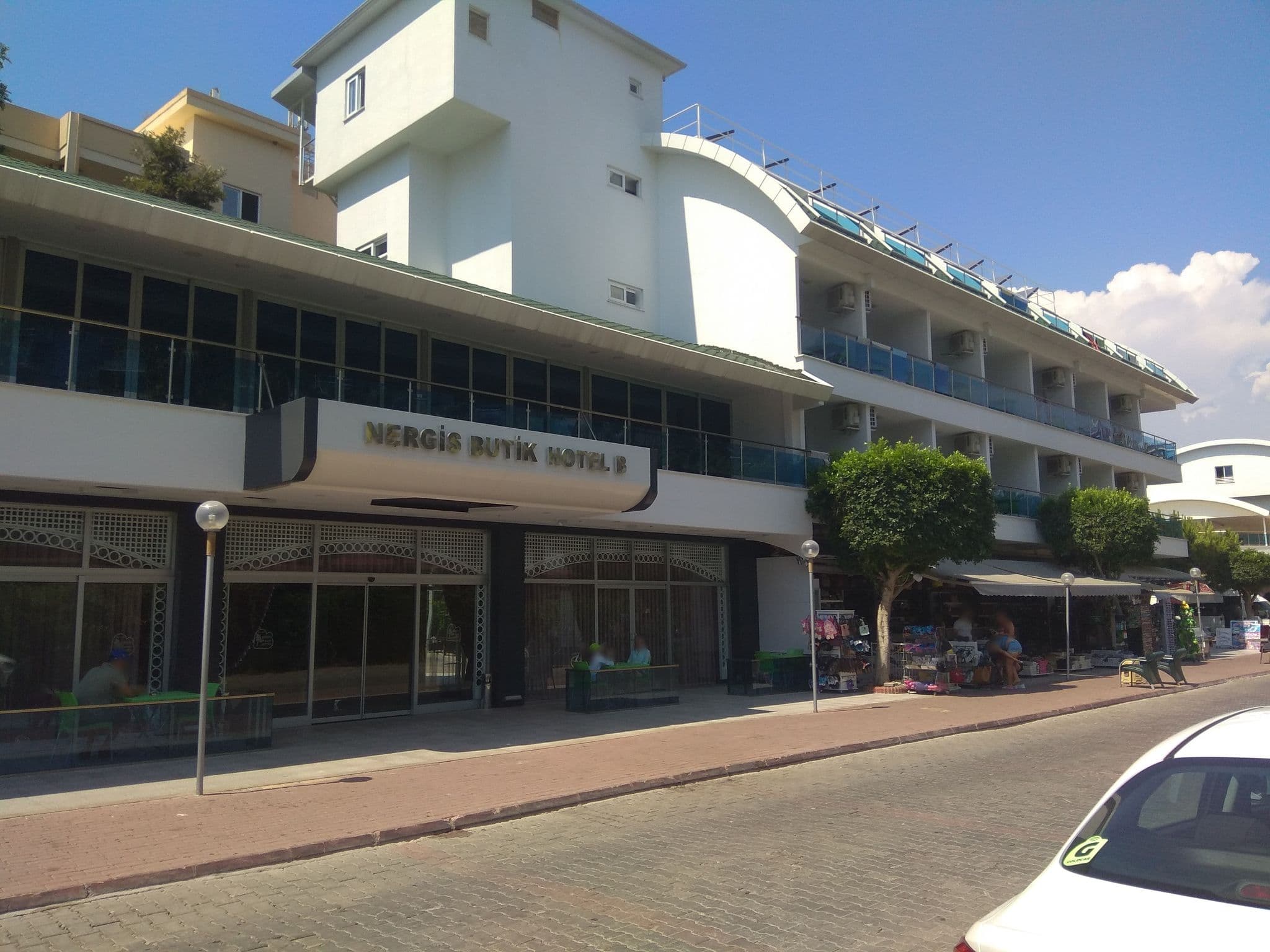 Street view near Корпус Xeno Eftalia resort, Konaklı — © mozay (CC BY-SA · Mapillary)