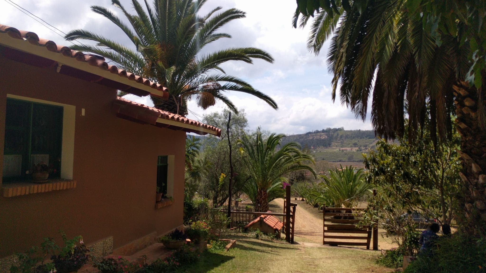 Street view near Finca La Víspera, Samaipata — © yoviajo (CC BY-SA · Mapillary)