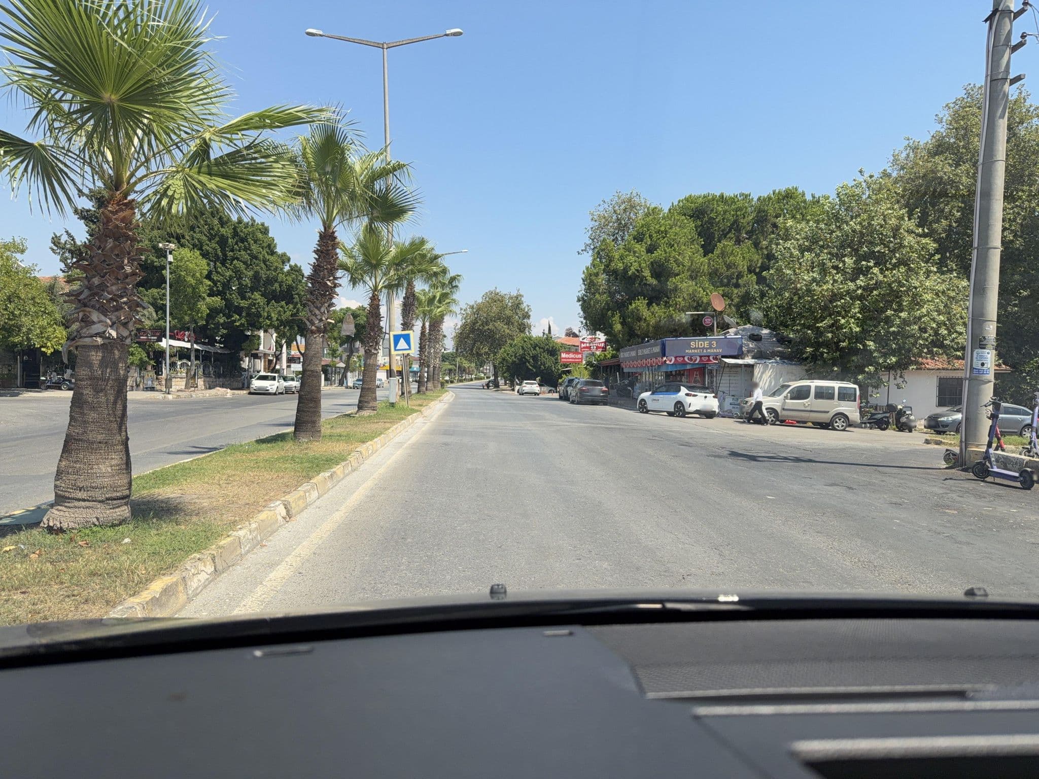 Street view near Selge Hotel, Side — © wasd42 (CC BY-SA · Mapillary)