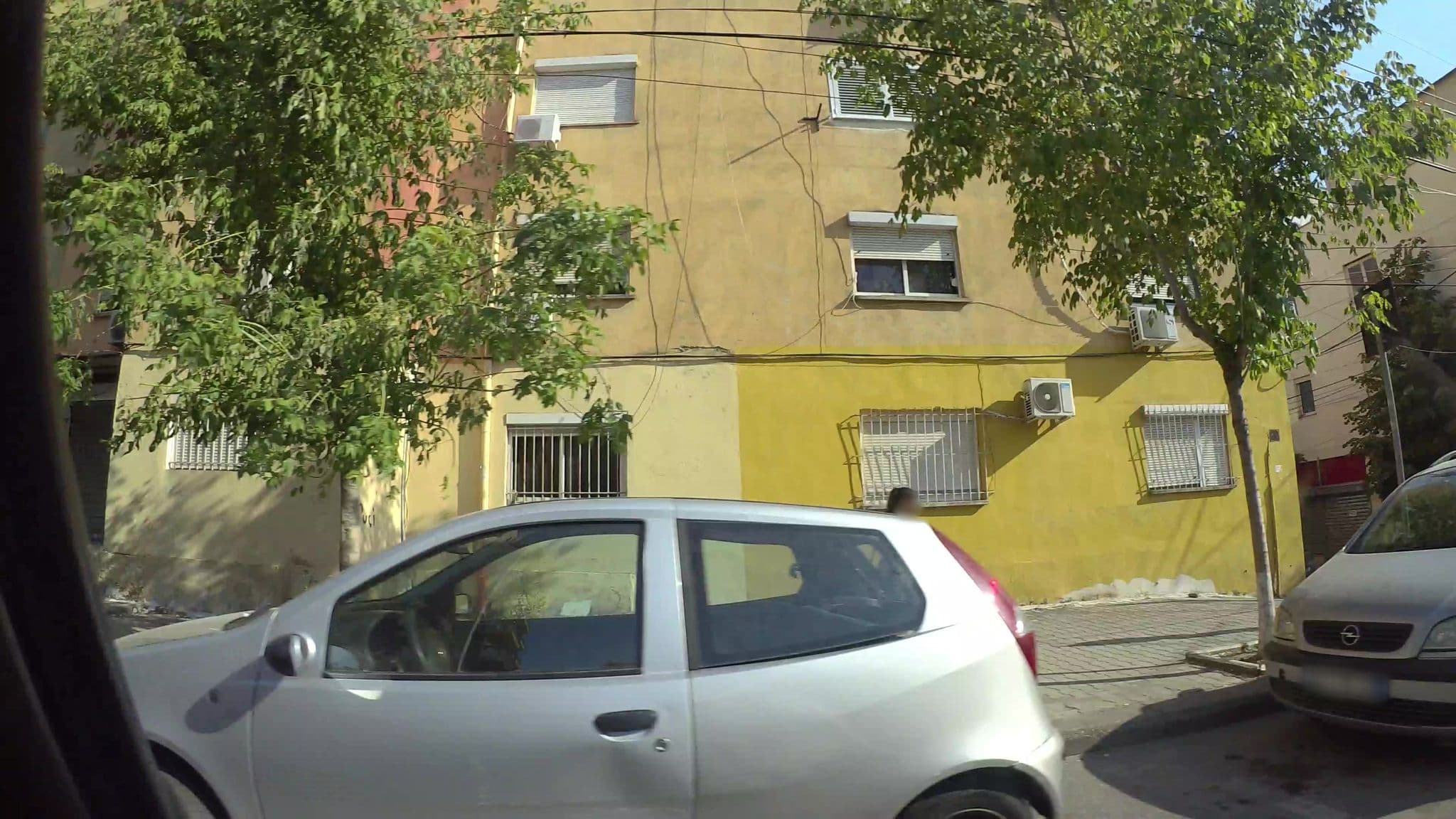 Street view near Buff Hostel Tirana, Tirana — © kaart5 (CC BY-SA · Mapillary)