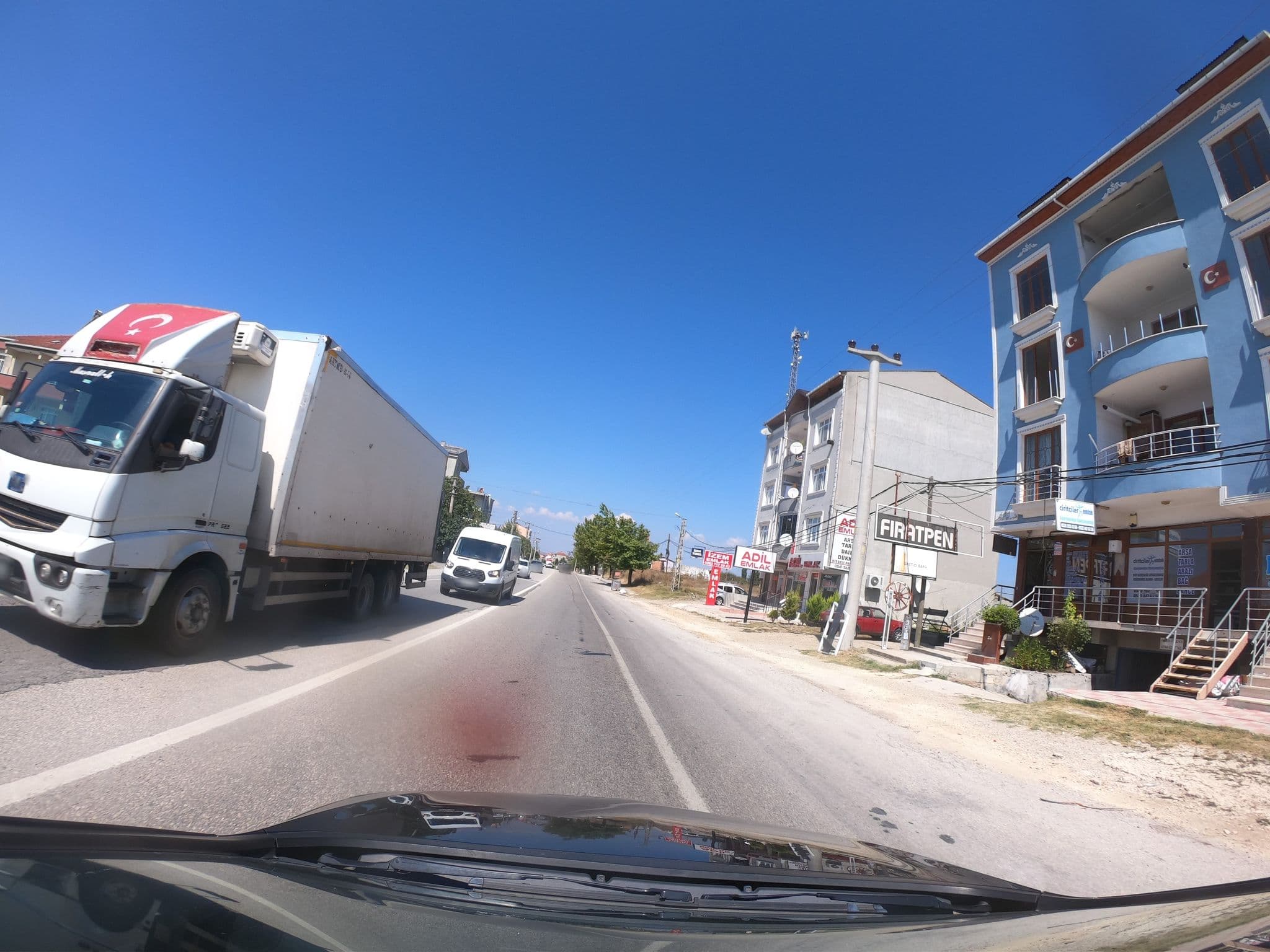 Street view near Özkanlar, Çerkezköy — © azadezey (CC BY-SA · Mapillary)