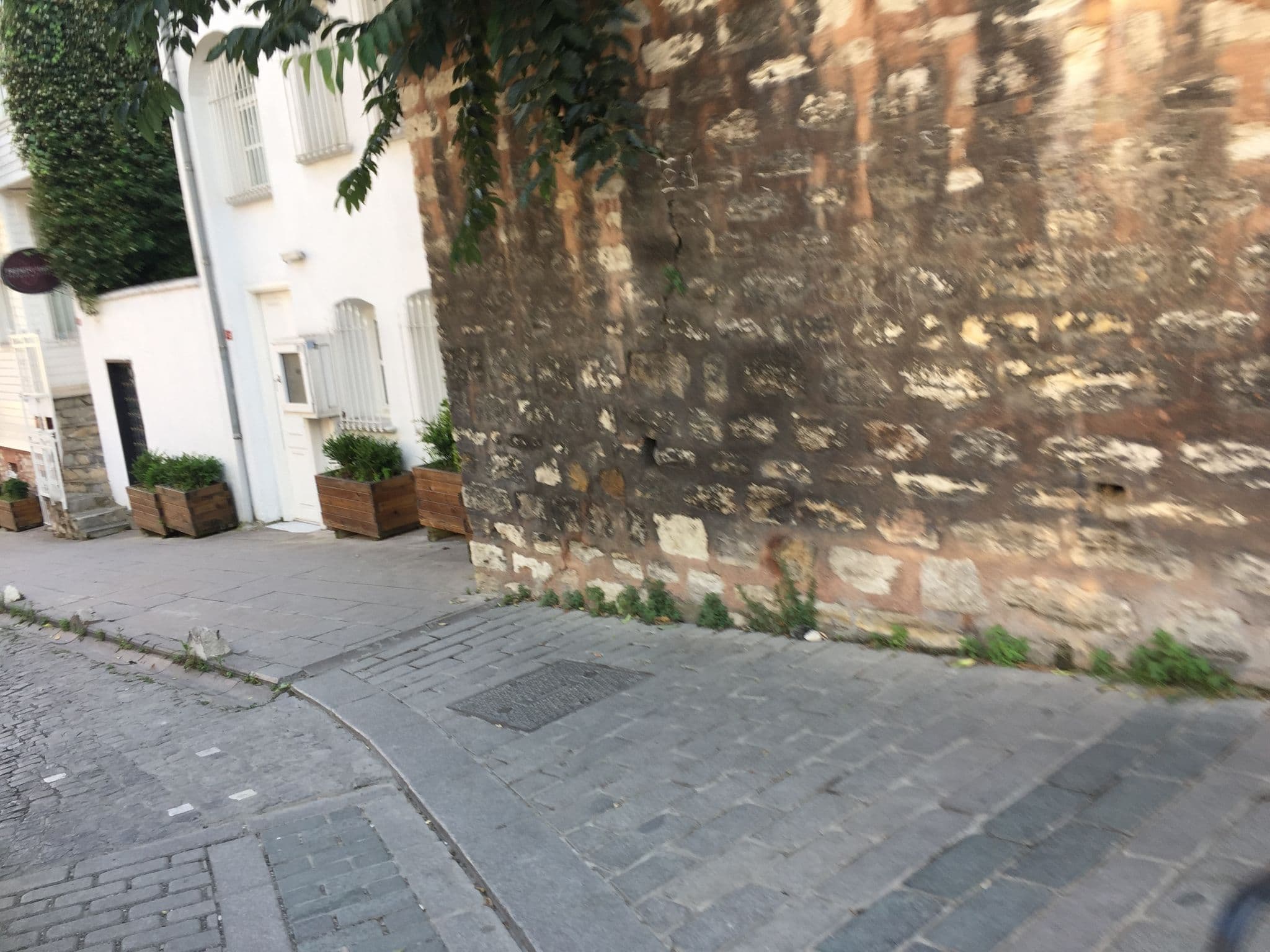Street view near Hotel Alp Guesthouse, Sultanahmet — © sessiznotalar (CC BY-SA · Mapillary)