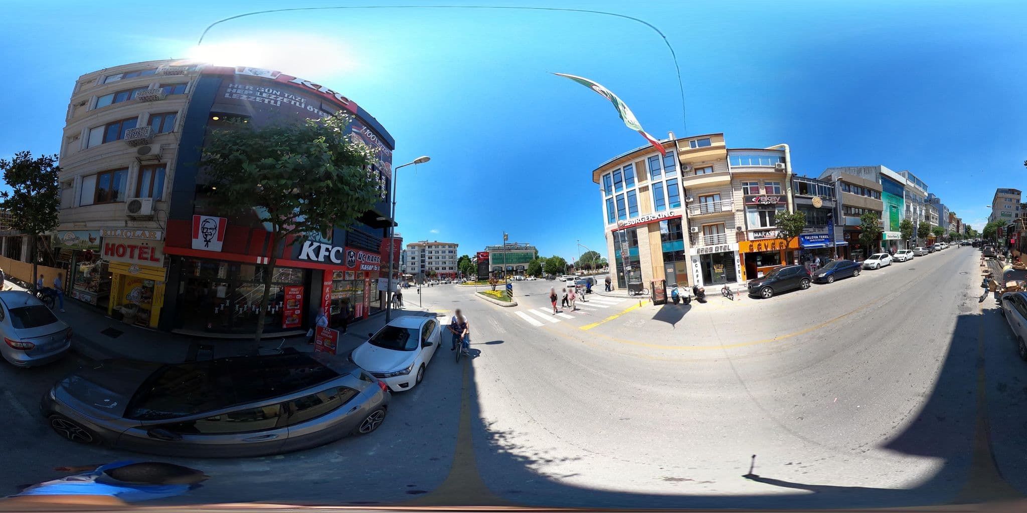 Street view near Kılıçlar Otel, Yalova — © Harsake (CC BY-SA · Mapillary)