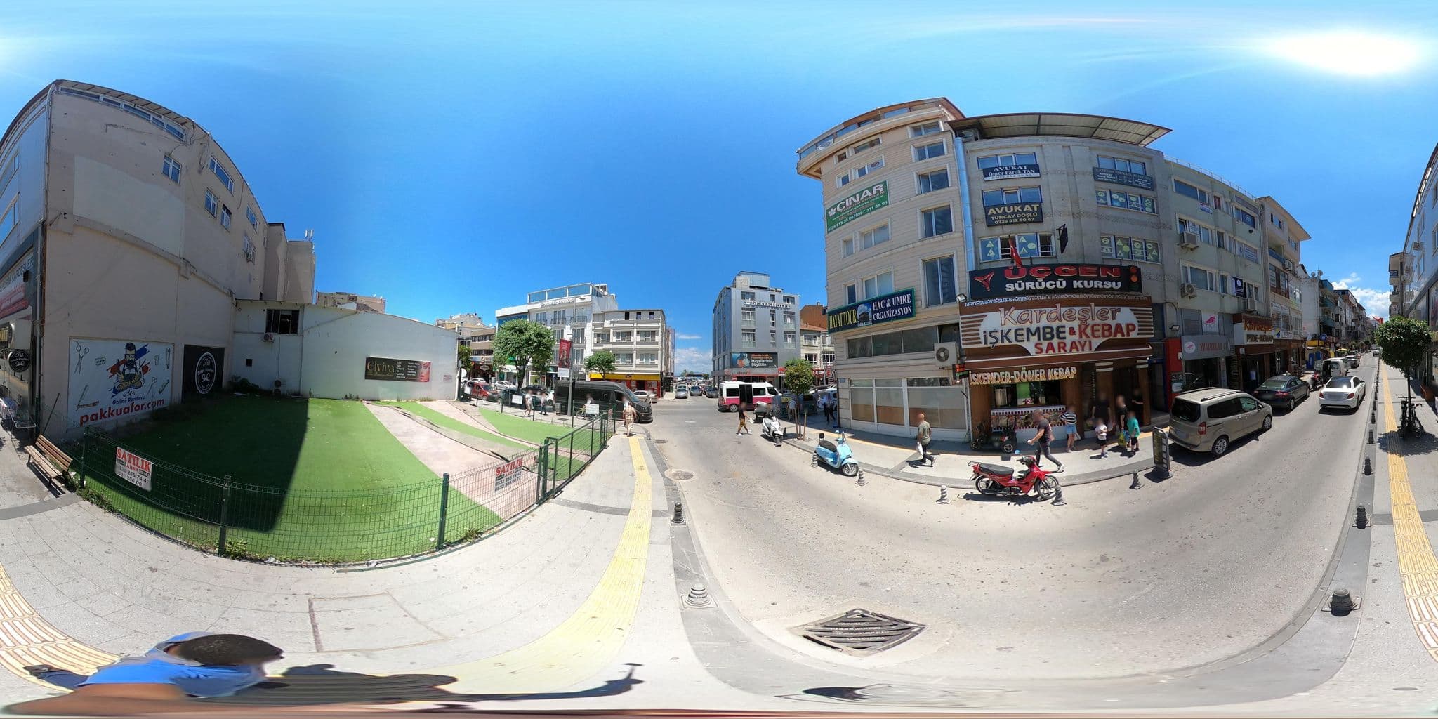 Street view near Şeref Otel, Yalova — © Harsake (CC BY-SA · Mapillary)