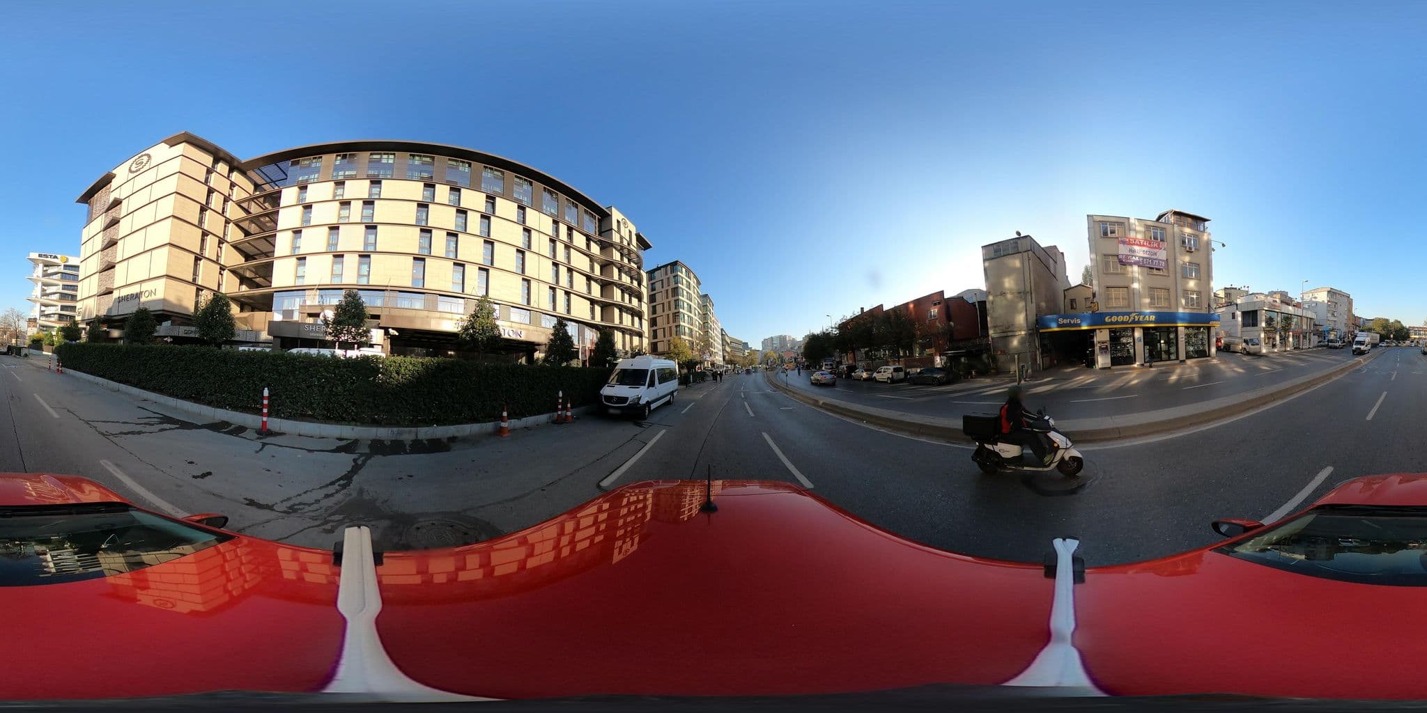 Street view near Sheraton Istanbul City Center, Eminönü