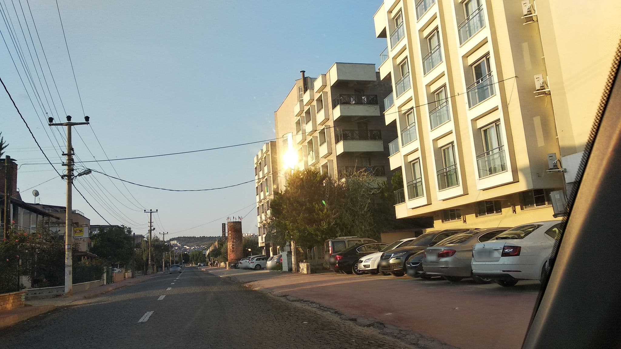 Street view near Dikelya Hotel, Dikili — © boracasli (CC BY-SA · Mapillary)