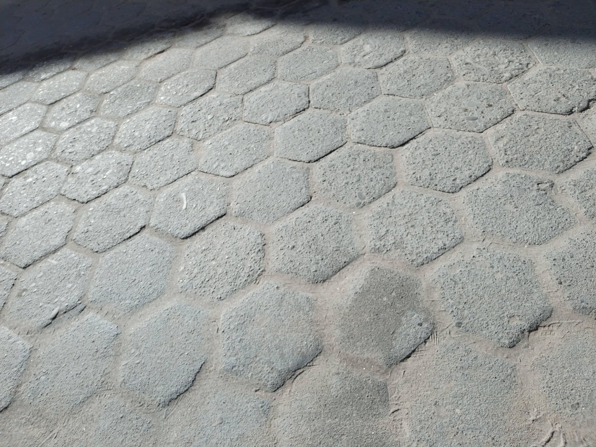 Street view near Jardines de Uyuni Hotel, Uyuni — © OsvaldoAlvarez (CC BY-SA · Mapillary)