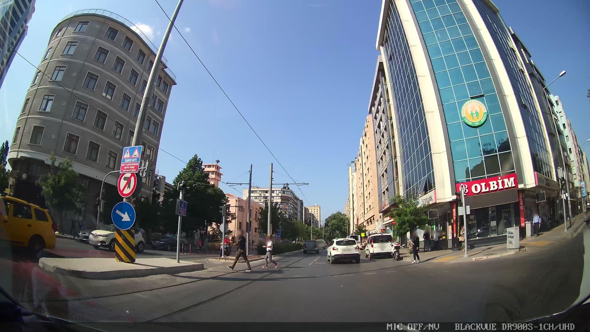 Street view near Atlas Oteli, İzmir — © asturksever (CC BY-SA · Mapillary)