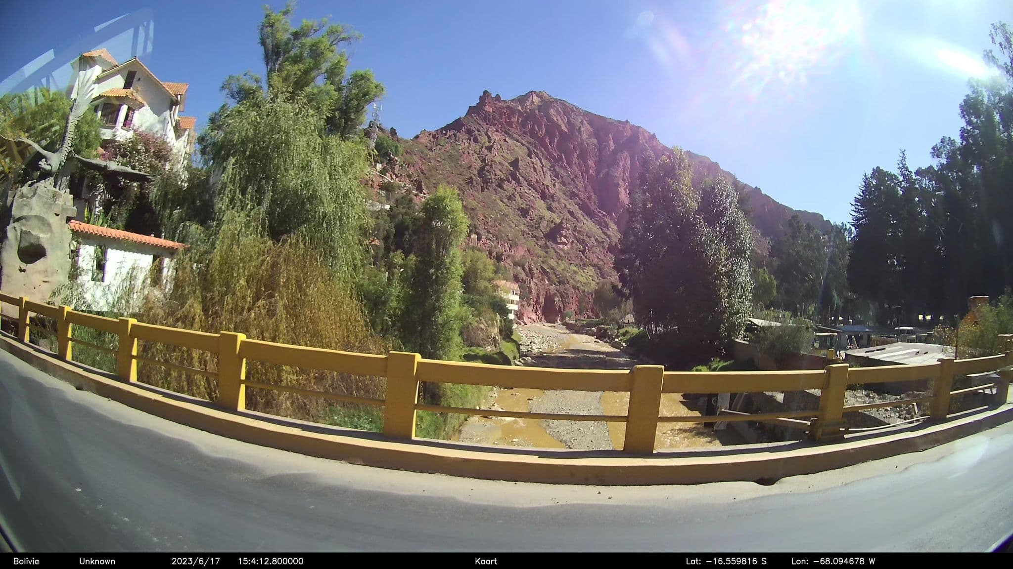 Street view near Rio Selva Resort La Paz, Achocalla — © kaart_2 (CC BY-SA · Mapillary)