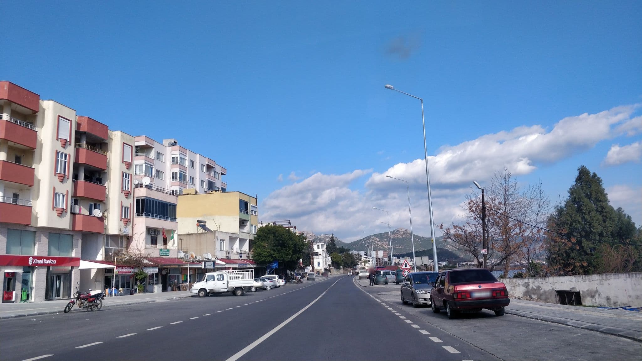 Street view near Ünlü Konaklama, Aydıncık — © kasar (CC BY-SA · Mapillary)