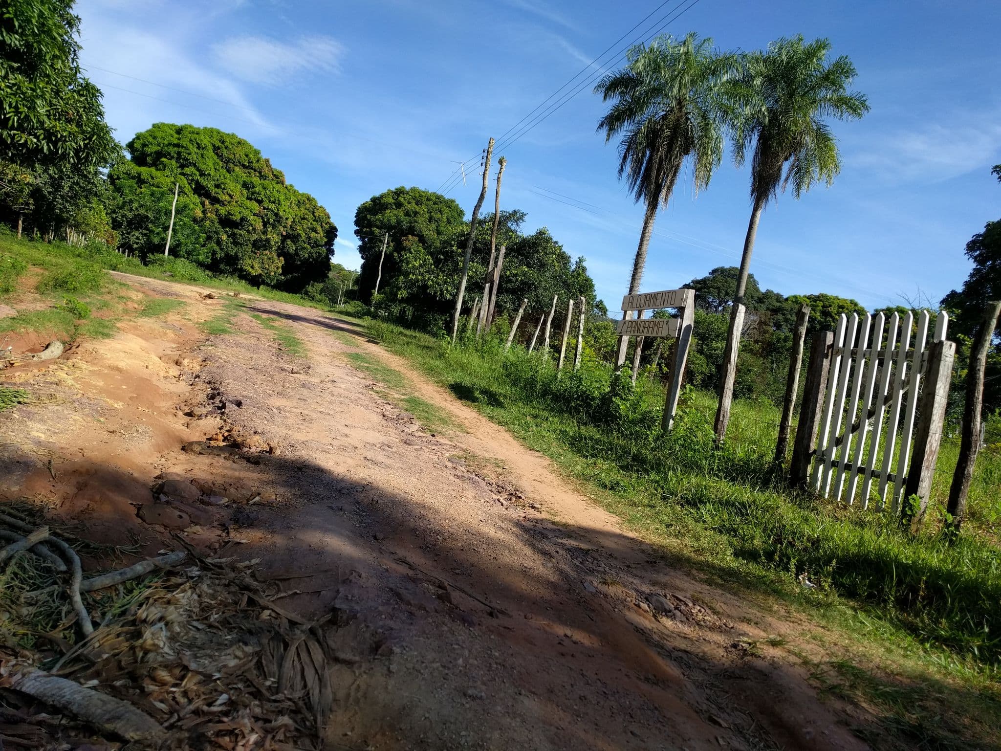 Street view near Alojamiento Panorama, Roboré — © yoviajo (CC BY-SA · Mapillary)