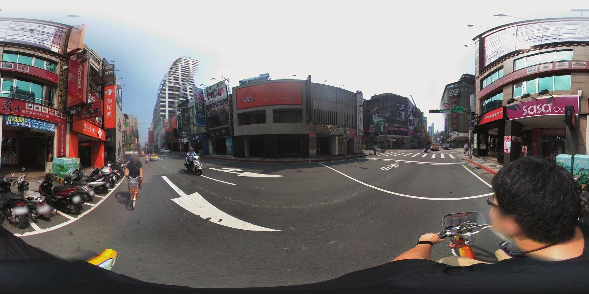 Street view near CLICK Hotel, Taipei — © shangkuanlc (CC BY-SA · Mapillary)