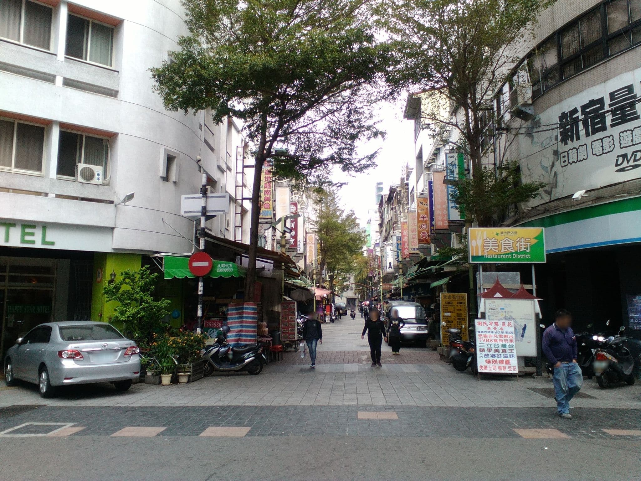 Street view near Sharon Inn, Taichung — © 5rmft (CC BY-SA · Mapillary)