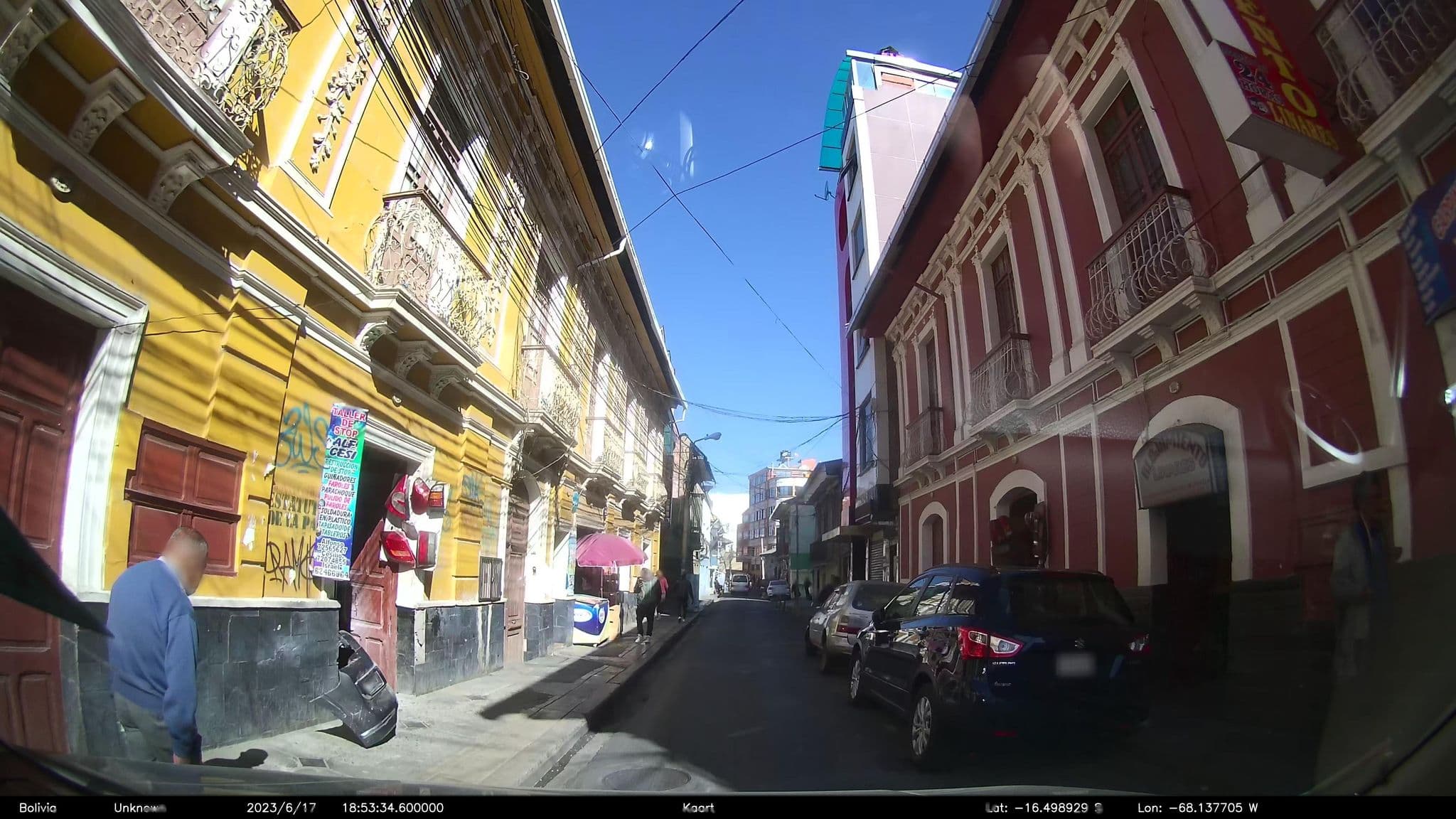 Street view near Alojamiento La Riviera, La Paz