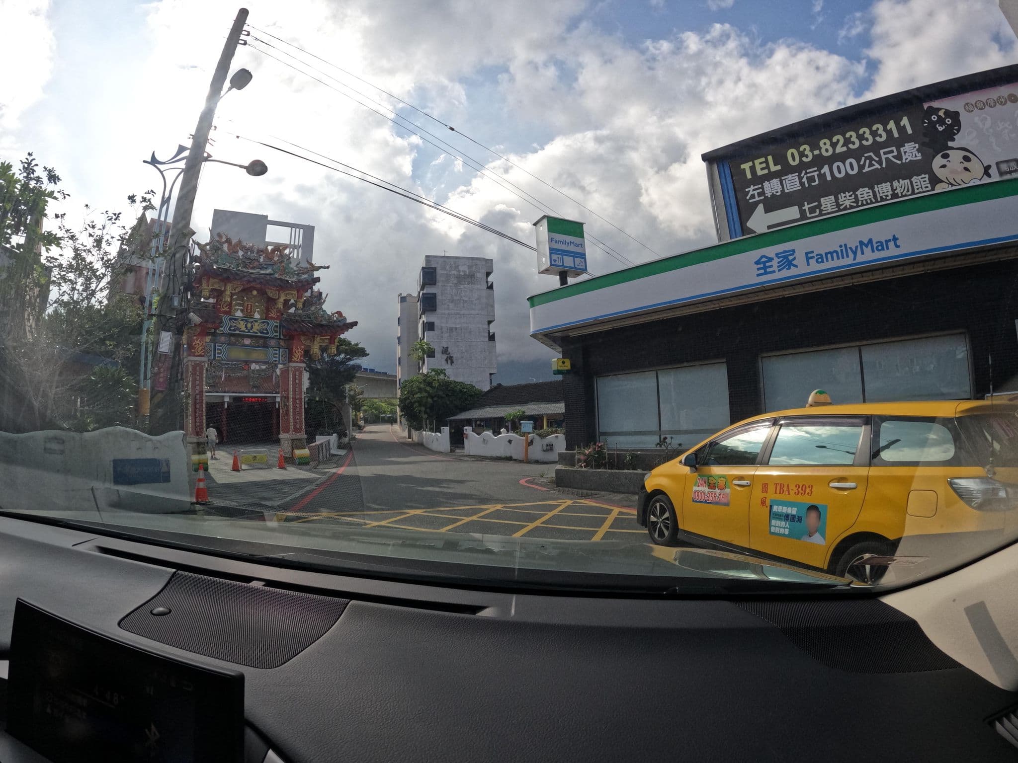 Street view near 惦惦看海民宿 (LIA HOSTEL), Hualien City — © littlebtc (CC BY-SA · Mapillary)