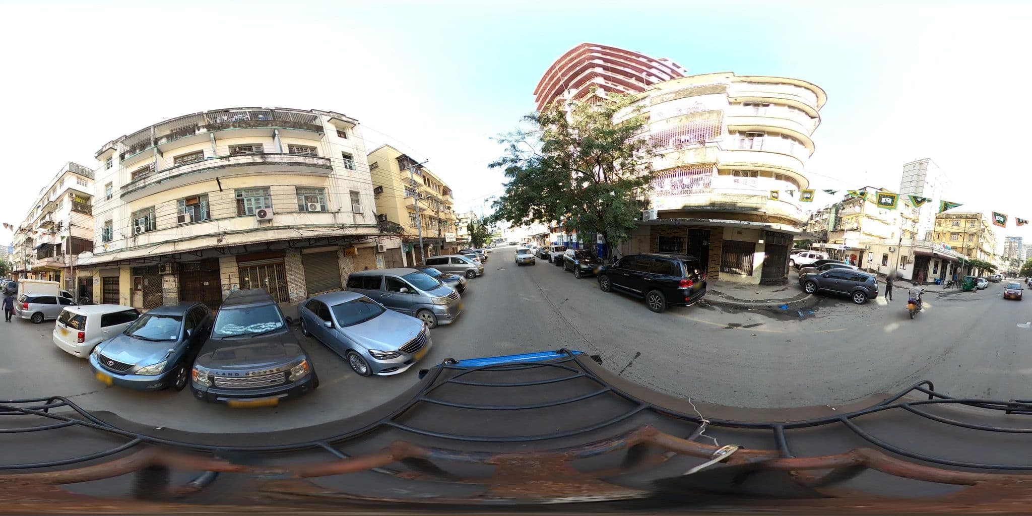Street view near Holiday Hotel, Dar es Salaam — © OMDTZ1 (CC BY-SA · Mapillary)