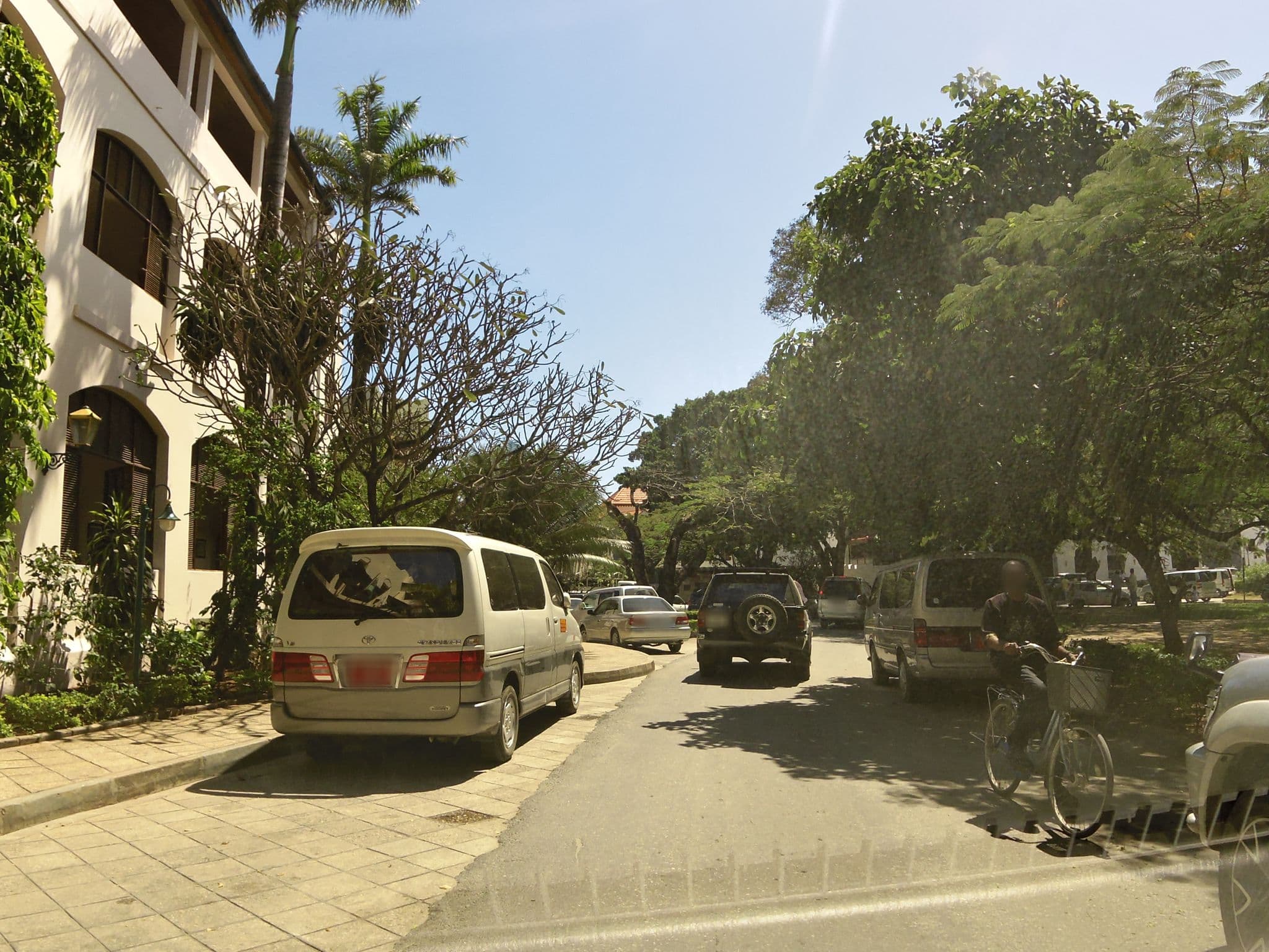 Street view near Zanzibar Serena Inn, Zanzibar — © stonor (CC BY-SA · Mapillary)