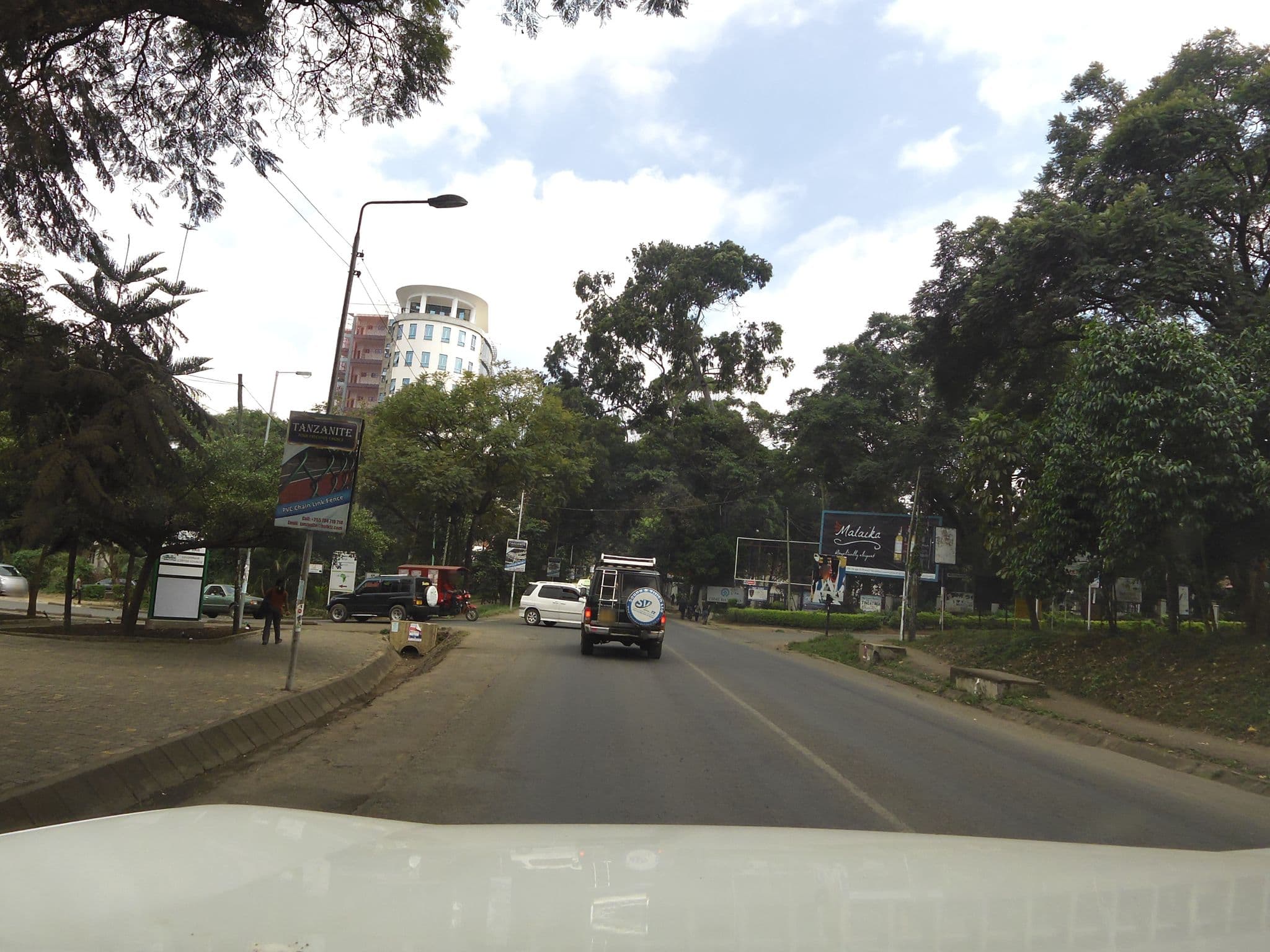 Street view near The East African Hotel All Suites, Arusha — © stonor (CC BY-SA · Mapillary)