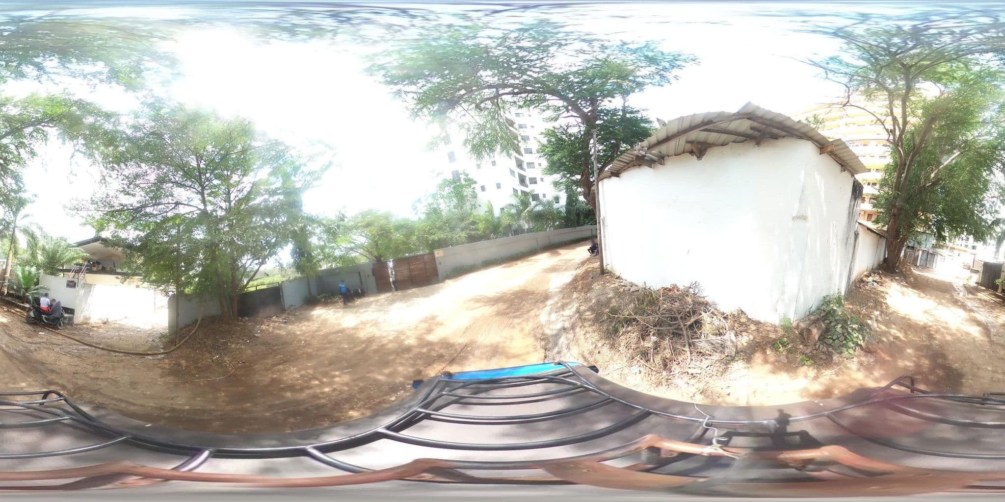 Street view near Swiss Garden Hotel Ltd., Dar es Salaam