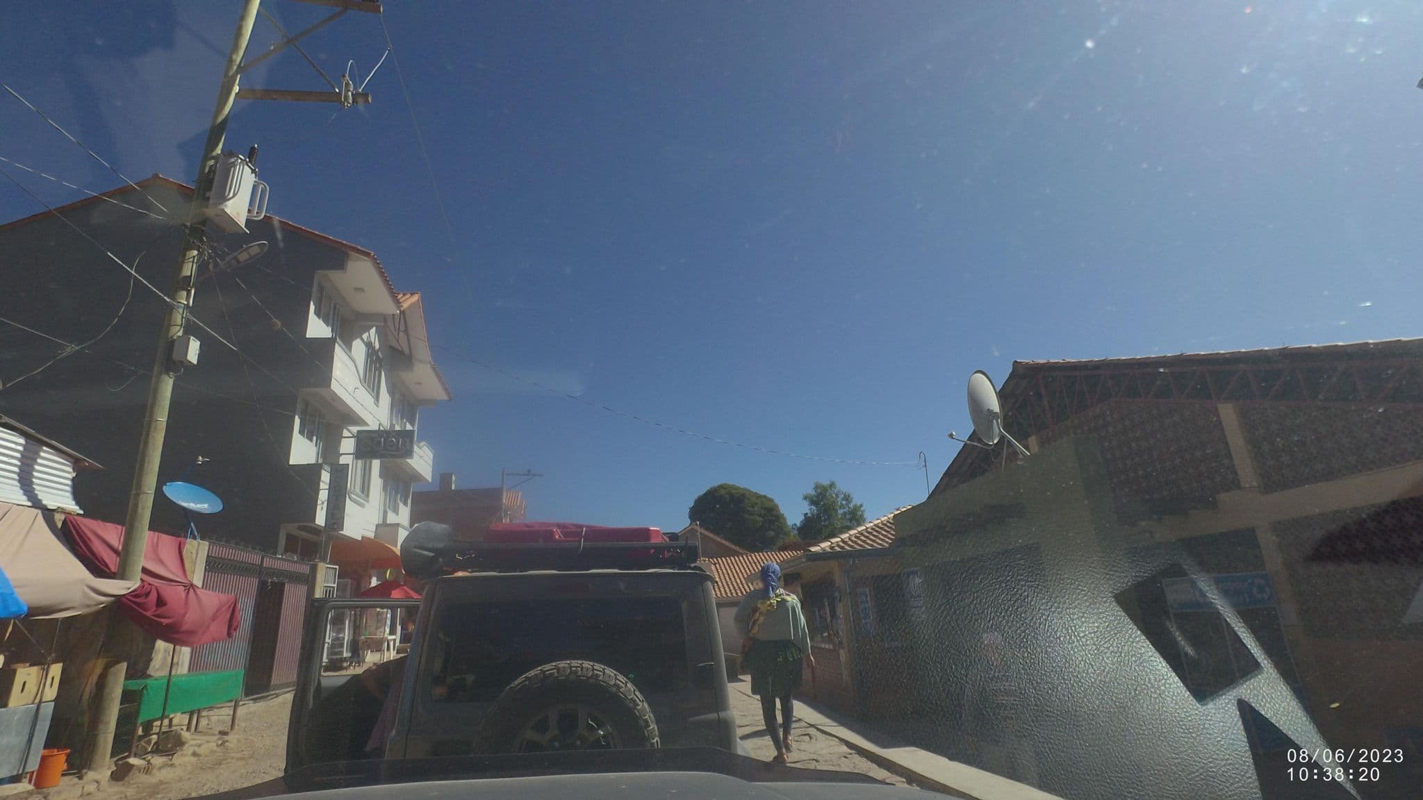 Street view near Hostal Edén, Mizque — © jjiglesias (CC BY-SA · Mapillary)