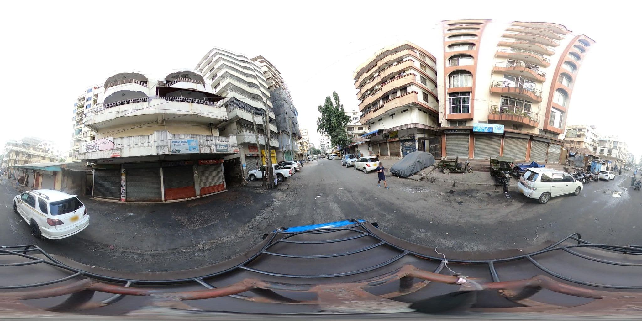 Street view near DYCCC Hotel, Dar es Salaam