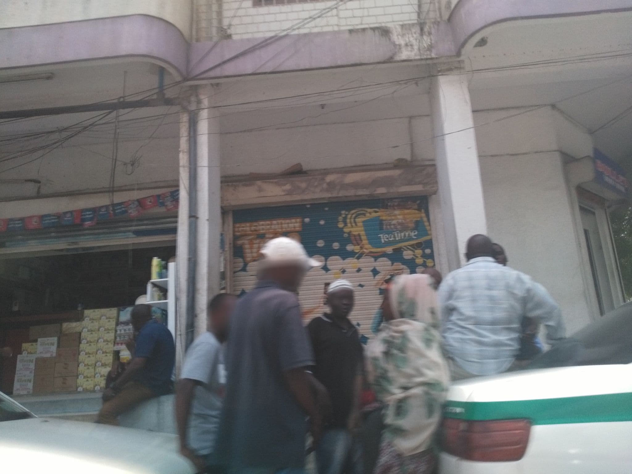 Street view near H.S. Motel, Dar es Salaam — © ralebipim (CC BY-SA · Mapillary)