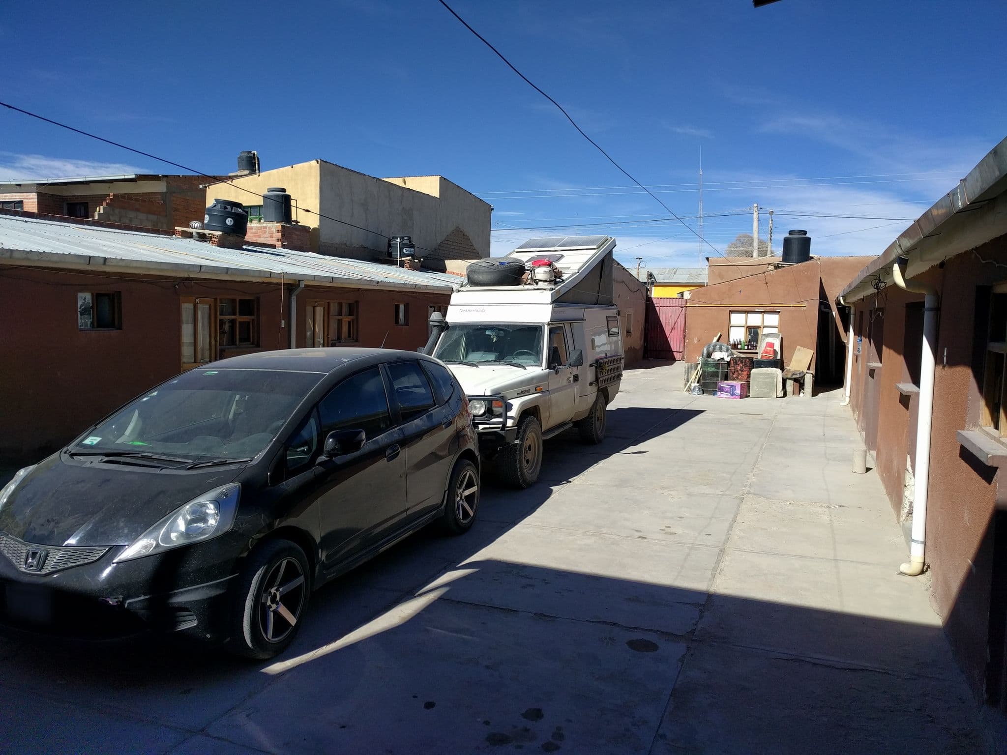 Street view near Hostel El Viajero, Uyuni — © janvanbekkum (CC BY-SA · Mapillary)