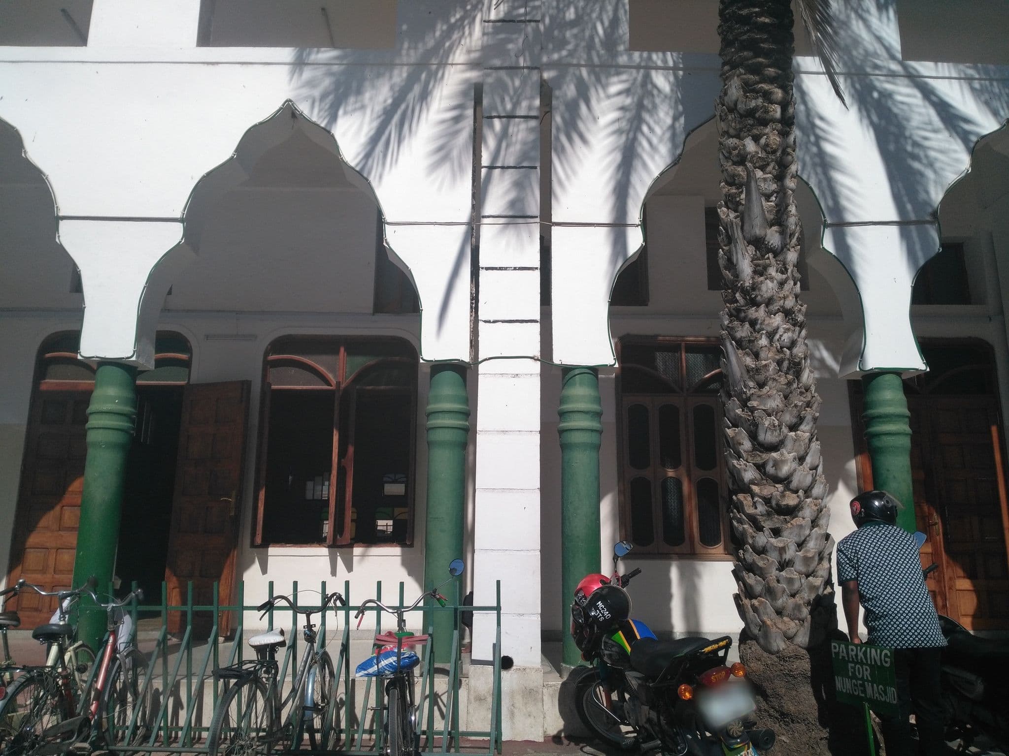Street view near Yarabi Salama Guest House, Dodoma