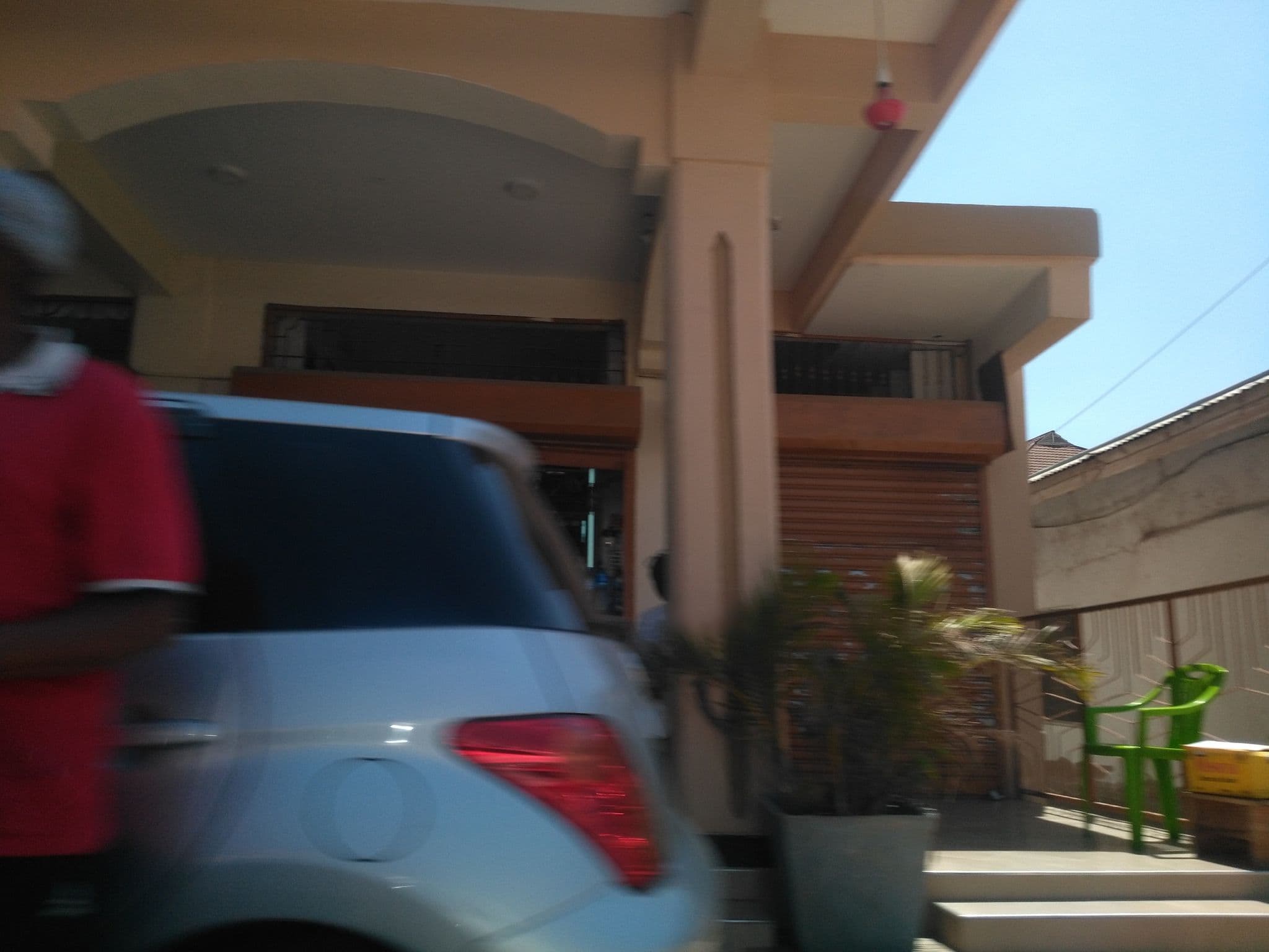 Street view near Hotel Kitemba(new), Dodoma — © ralebipim (CC BY-SA · Mapillary)