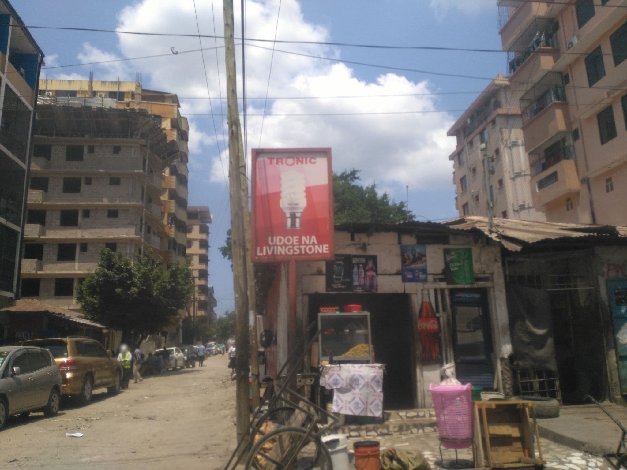 Street view near The Bedroom Hotel, Dar es Salaam