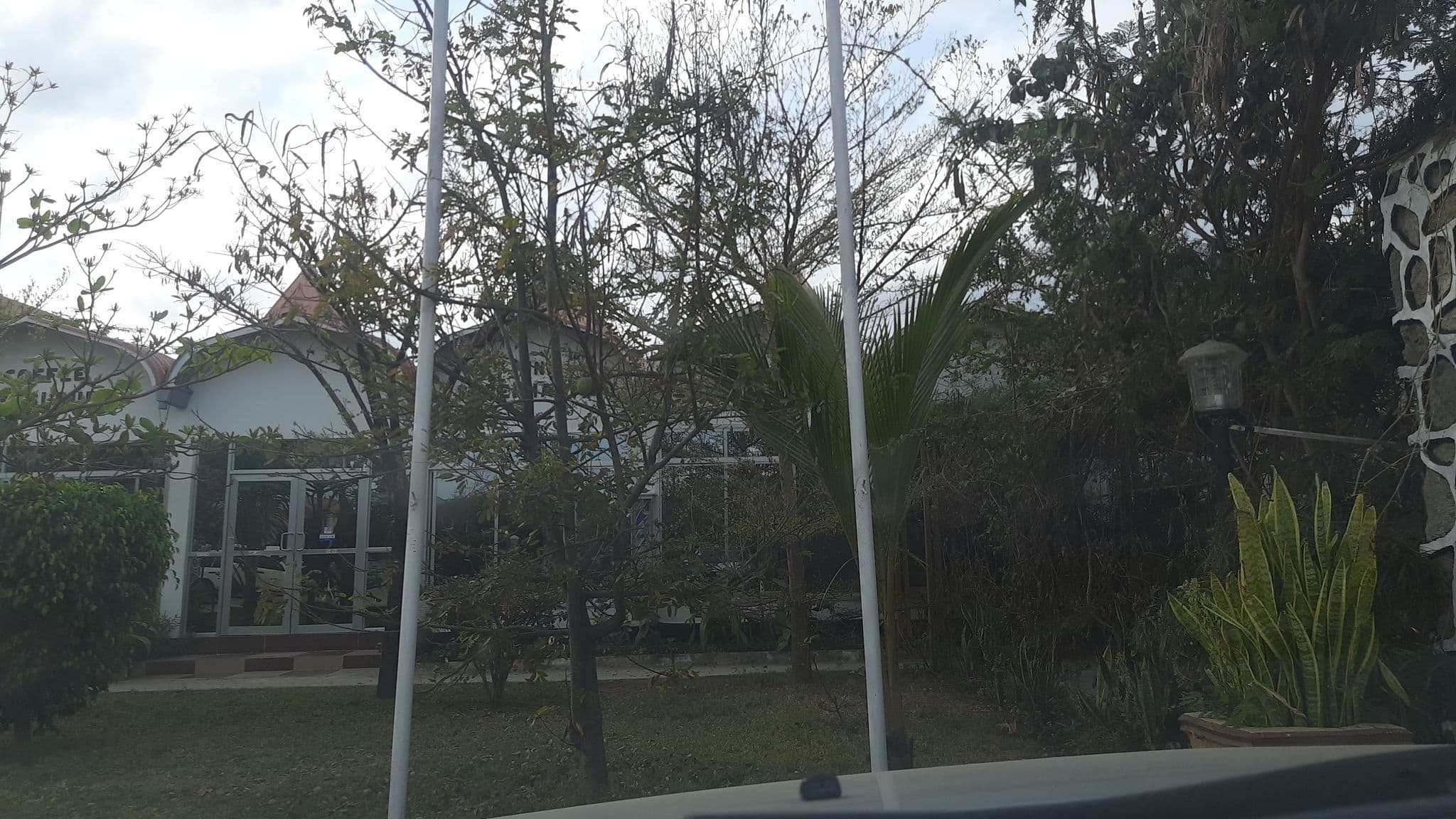 Street view near KBH gesthouse, Singida — © calista2019 (CC BY-SA · Mapillary)