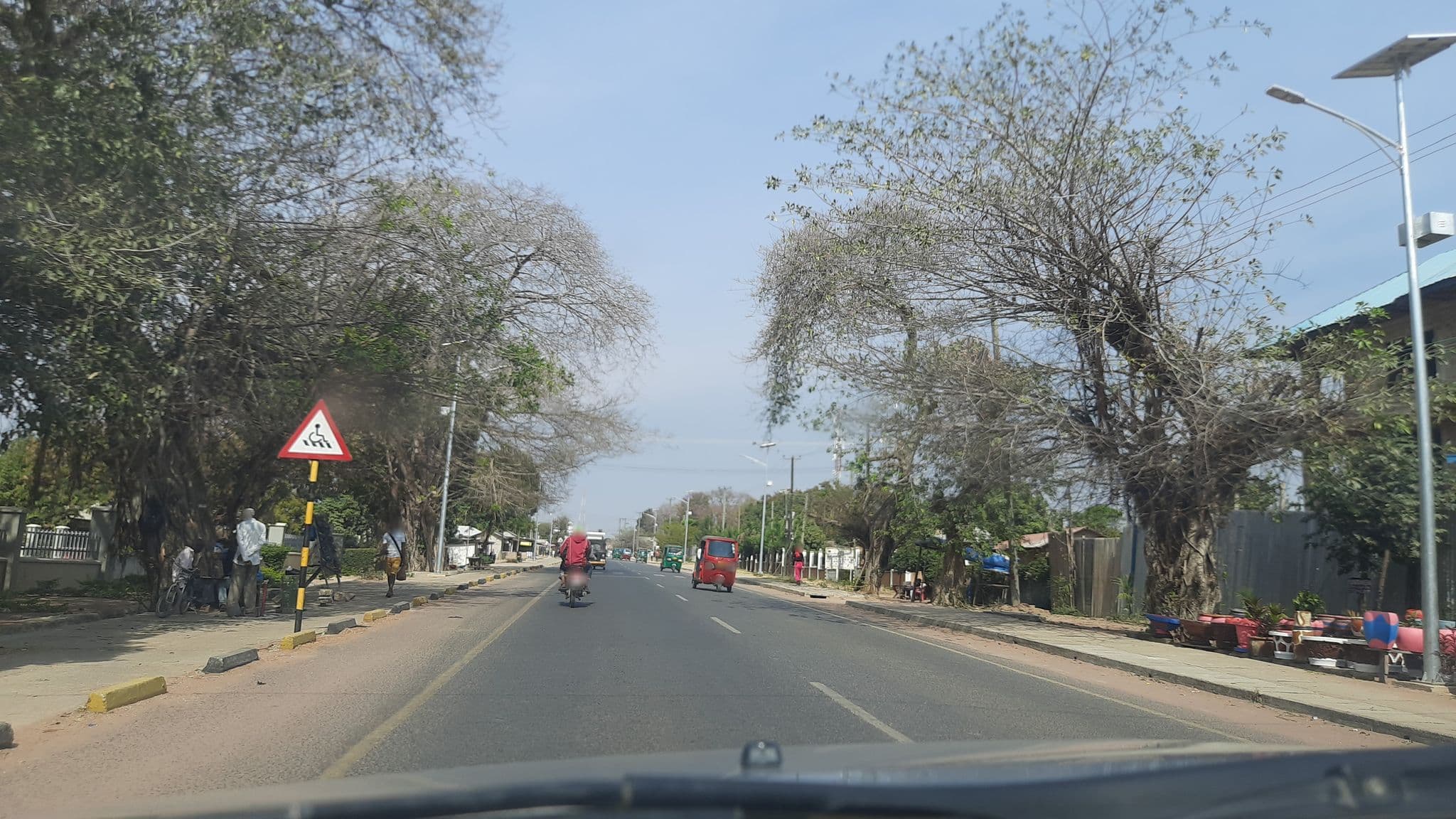 Street view near Lake Hill Singida Motel, Singida — © calista2019 (CC BY-SA · Mapillary)