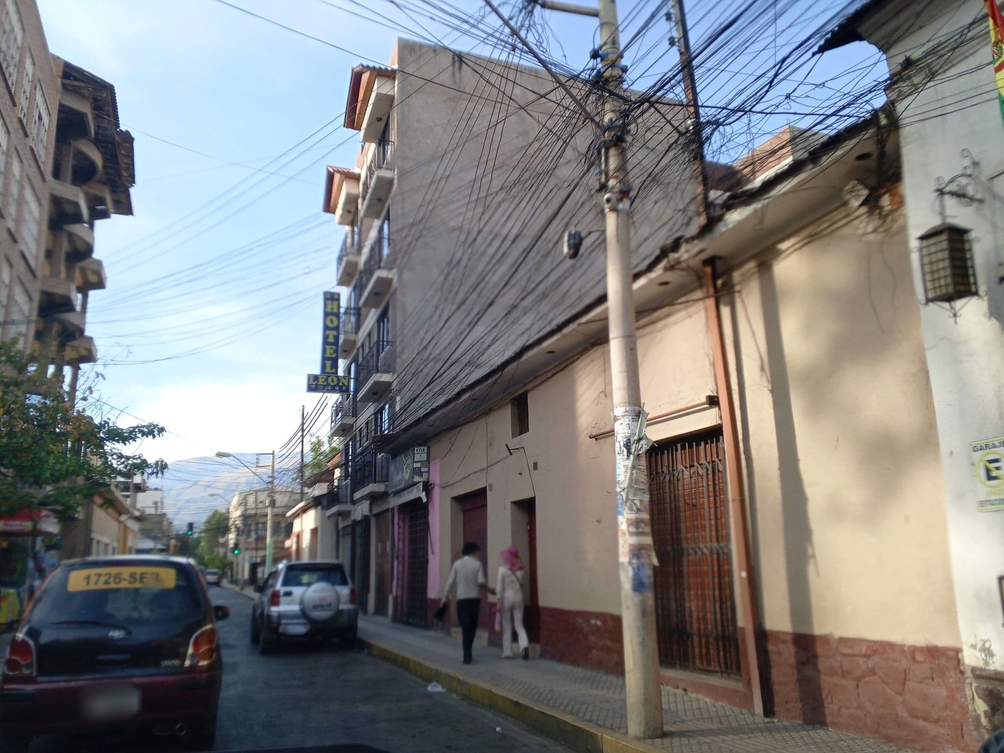 Street view near Hostal Casa Vieja Colonial, Cochabamba — © jjiglesias (CC BY-SA · Mapillary)