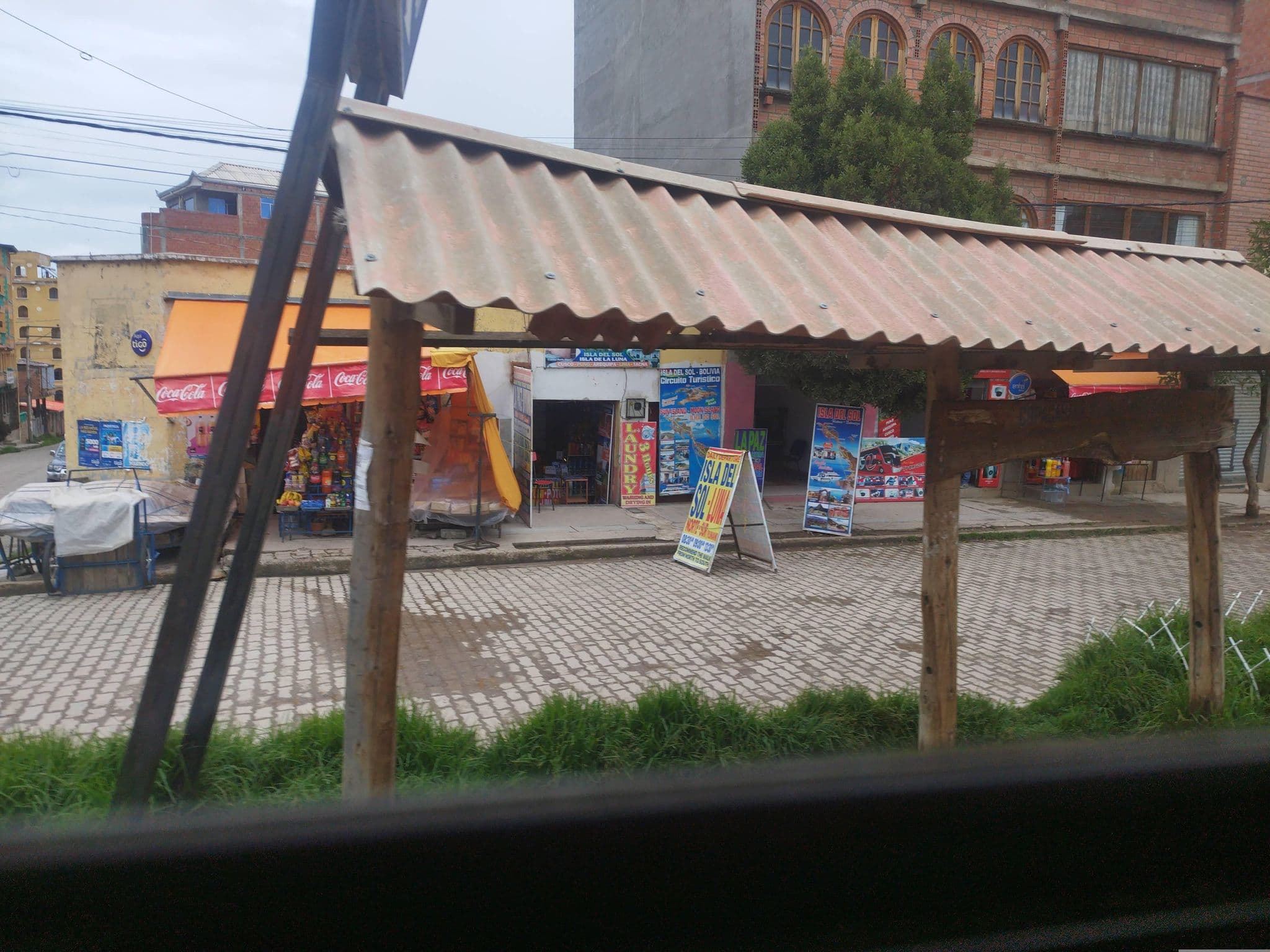 Street view near Residencial Nelly, Copacabana — © rodolfovar (CC BY-SA · Mapillary)